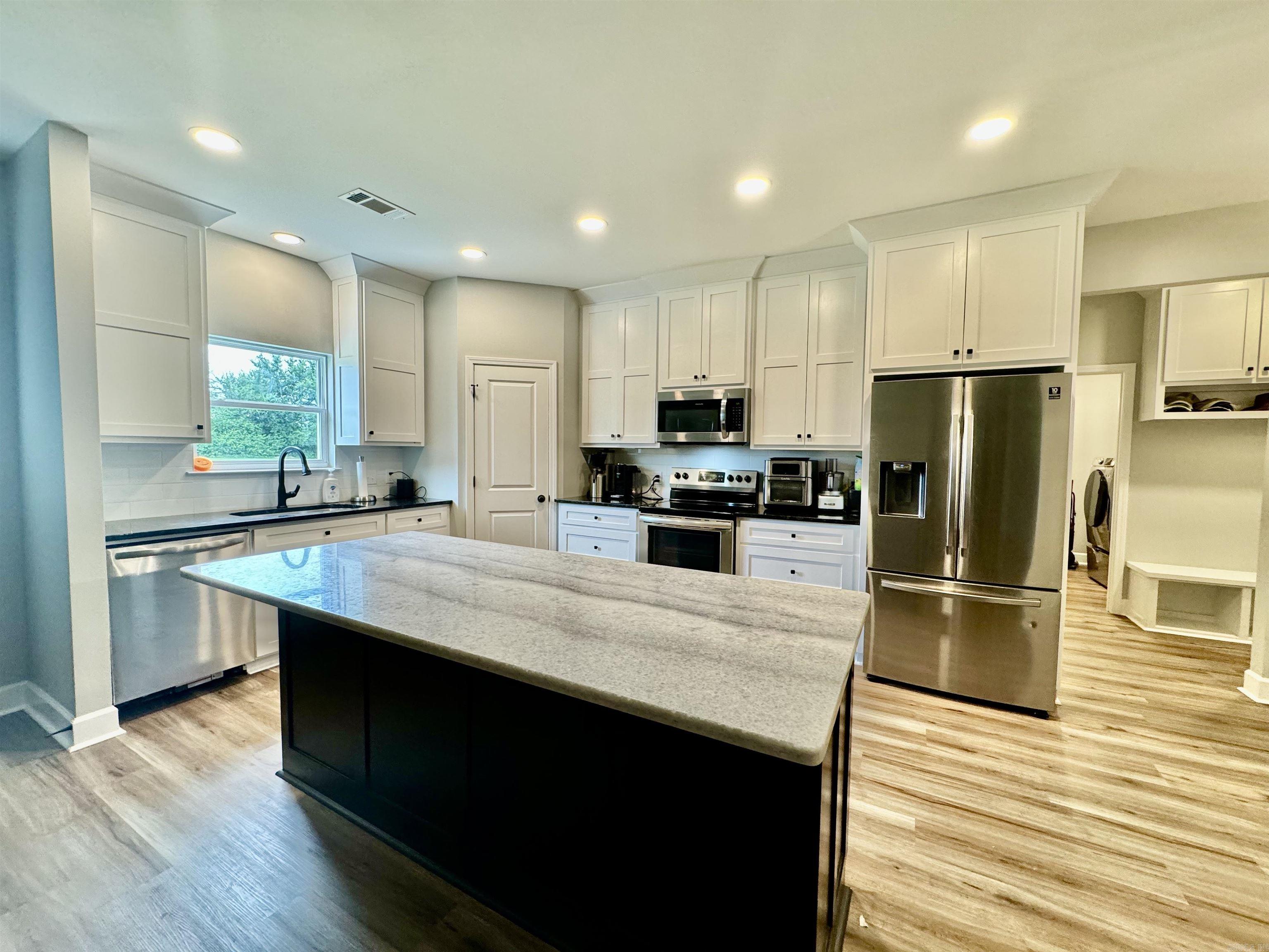 Bullet Davis Estates - Residential