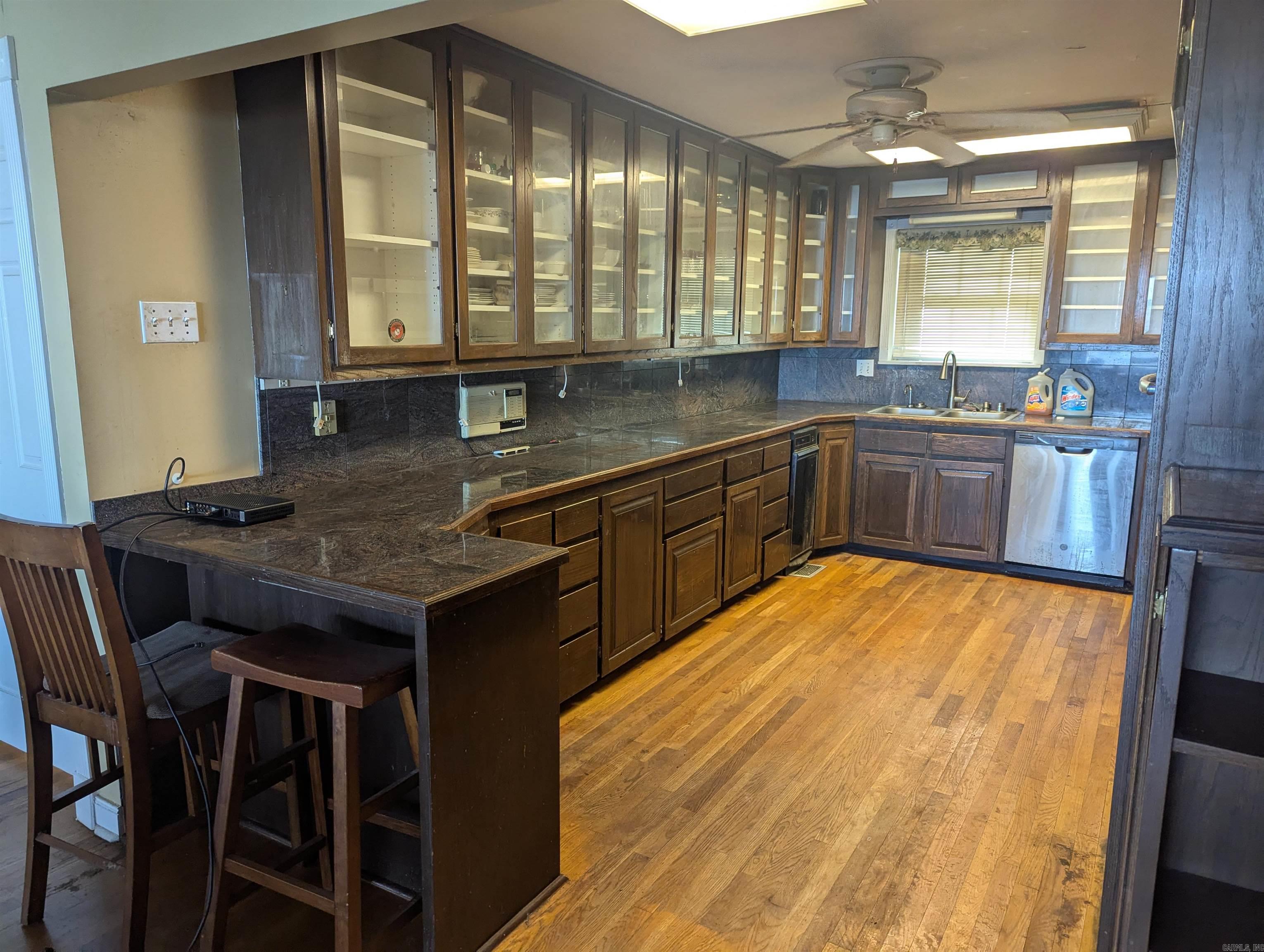 WALTON HEIGHTS - Residential