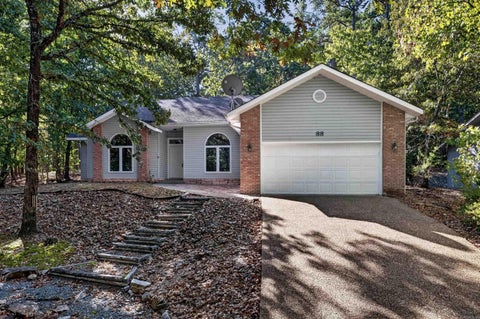 Photo of 88 Ola Way WAY, Hot Springs Village, AR 71909 (MLS # 26042946)