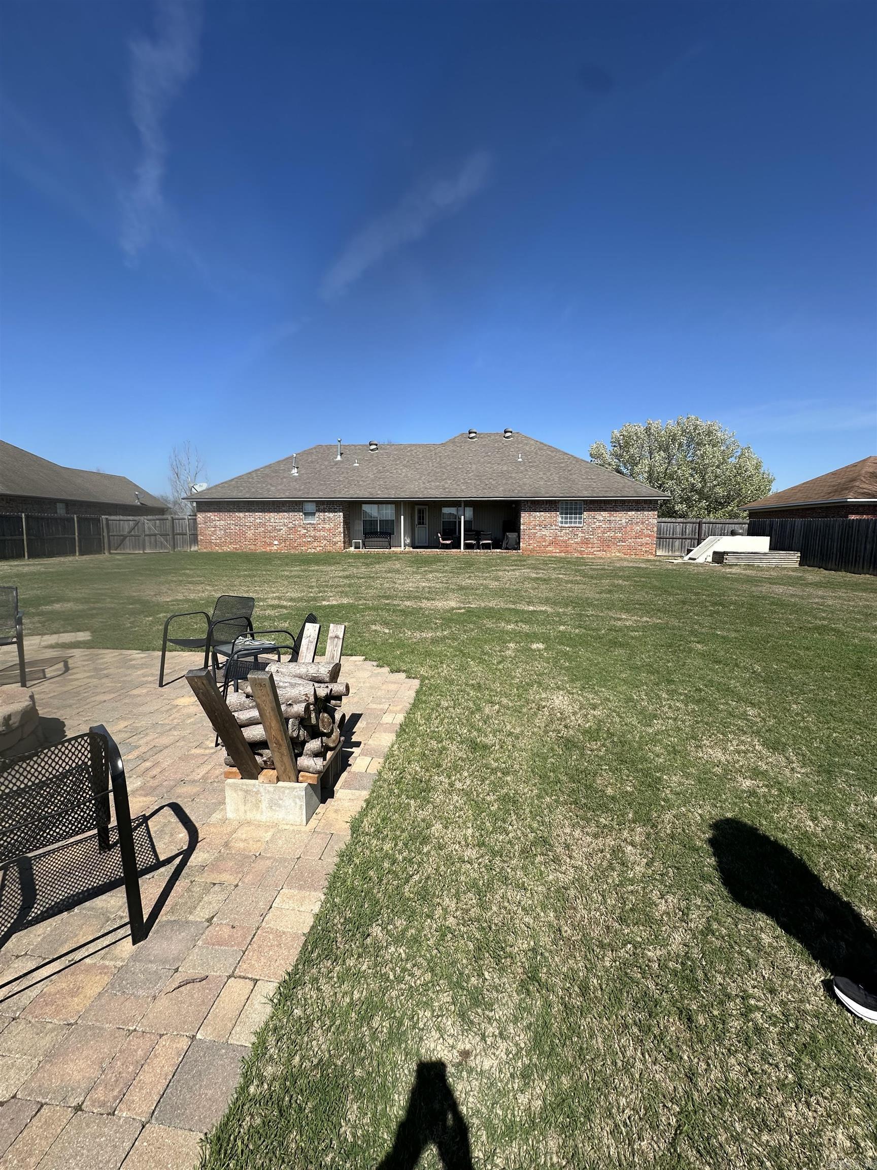 DOVE CREEK - Residential