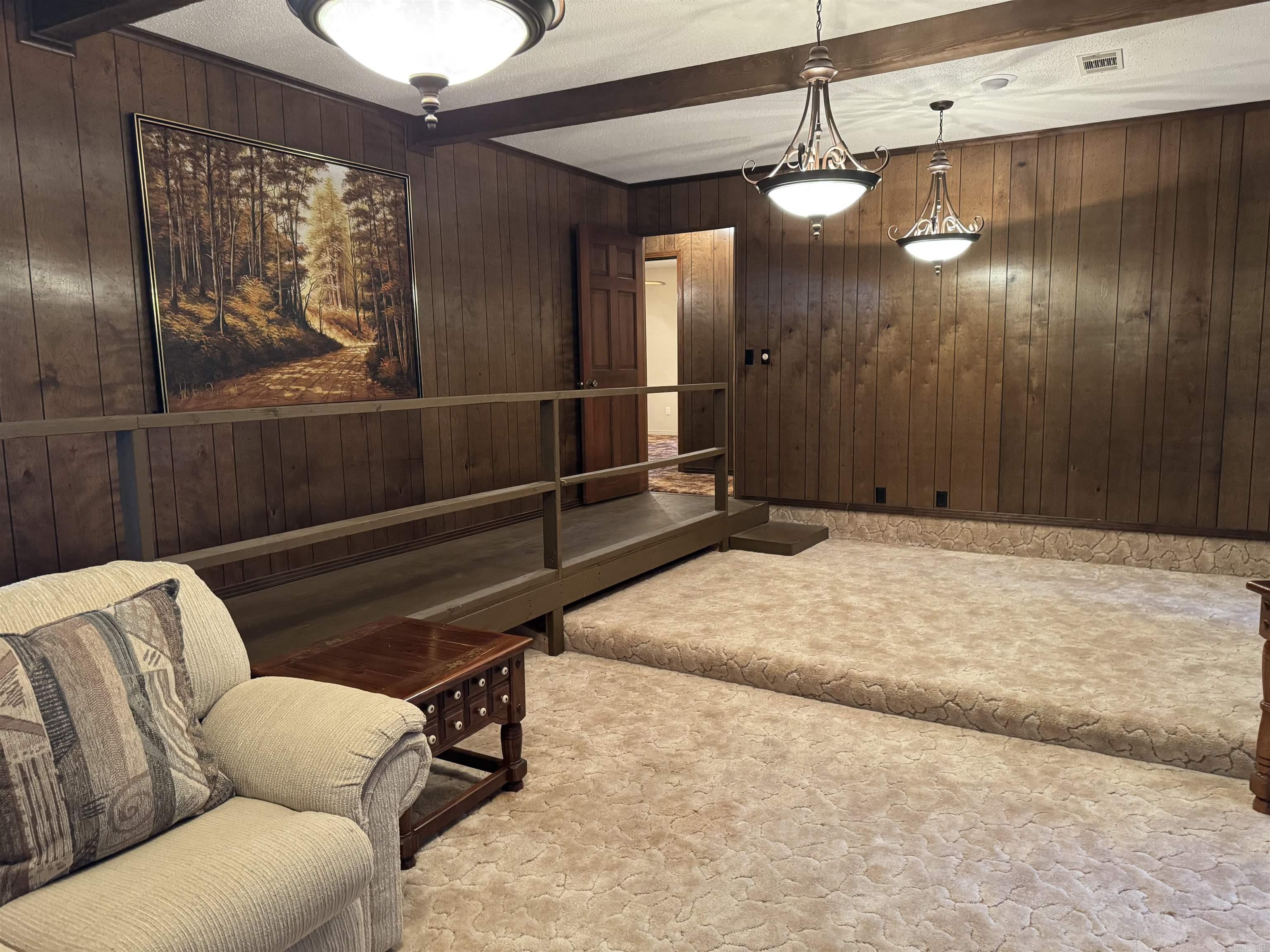 BALL B C ADDN - Residential
