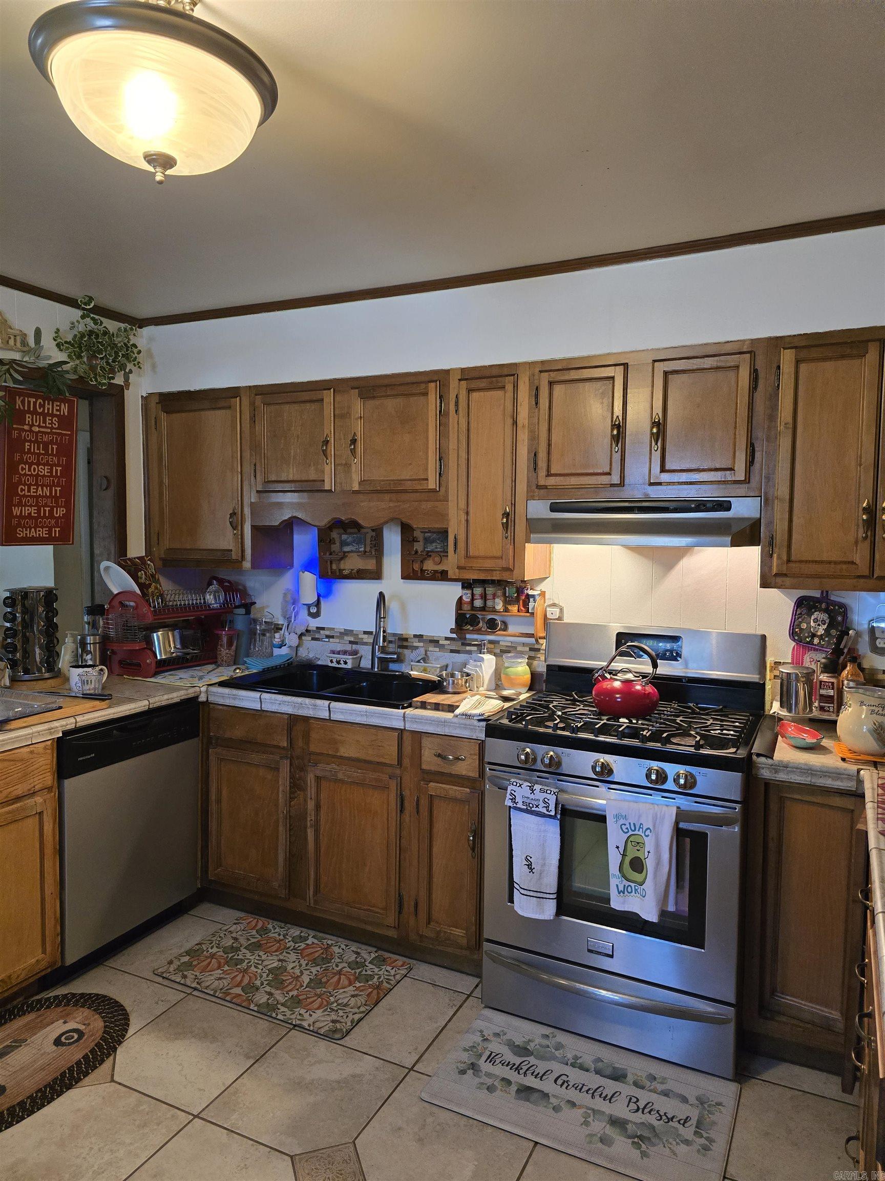 PICKTHORNE ADDN - Residential