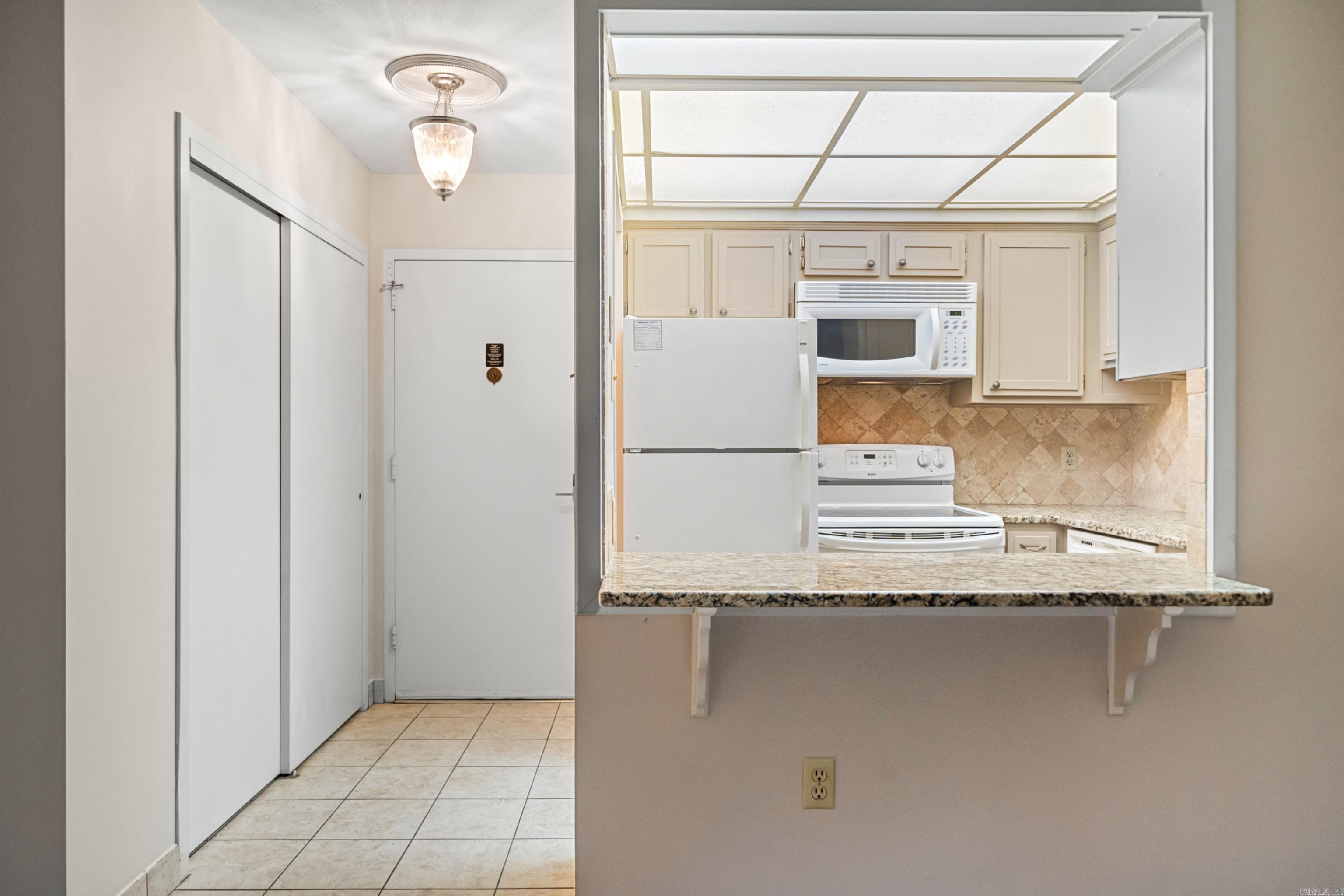 BEACON MANOR HPR - Residential