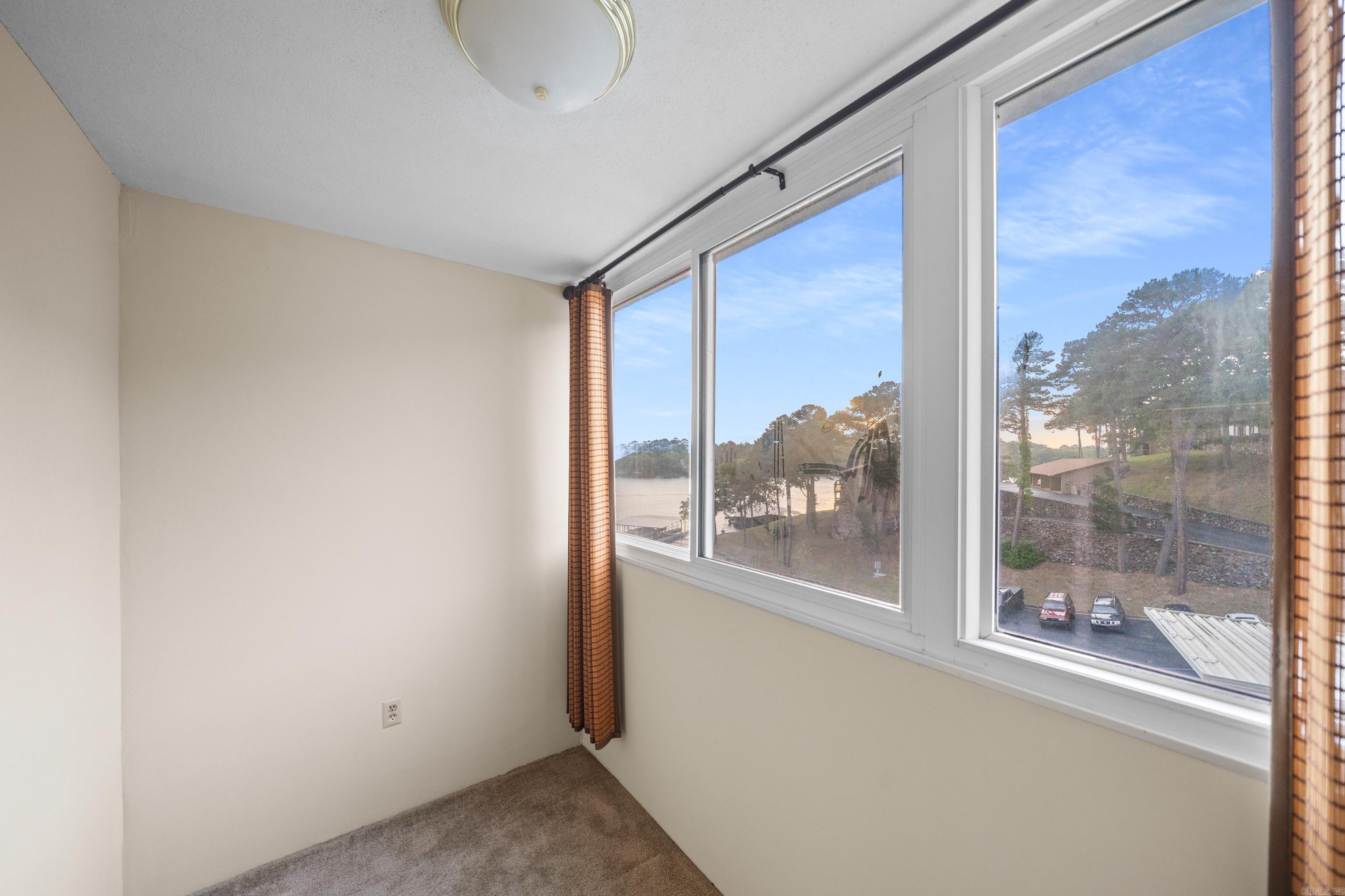 BEACON MANOR HPR - Residential