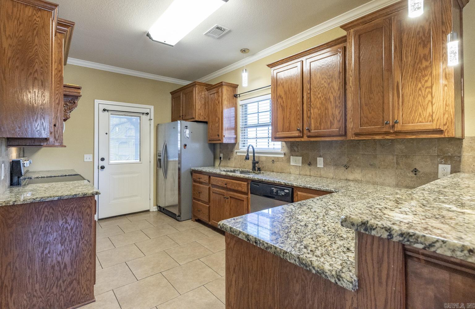 MEADOWLAKE - Residential