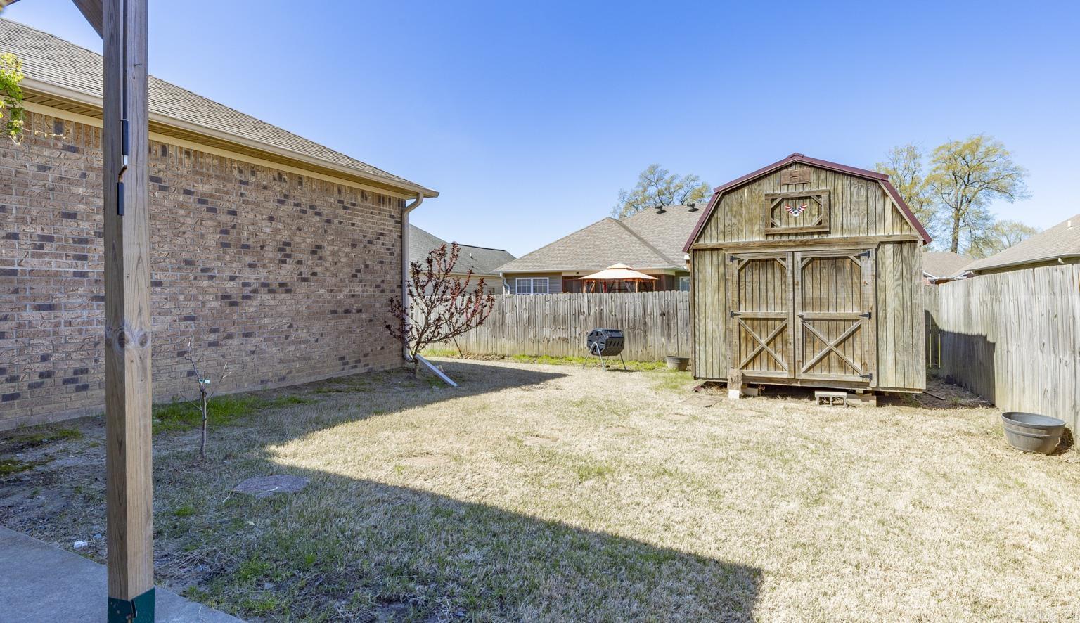 MEADOWLAKE - Residential