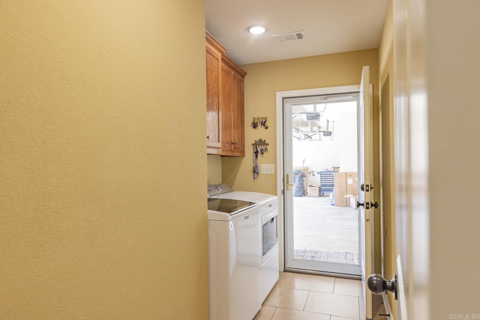 MEADOWLAKE - Residential