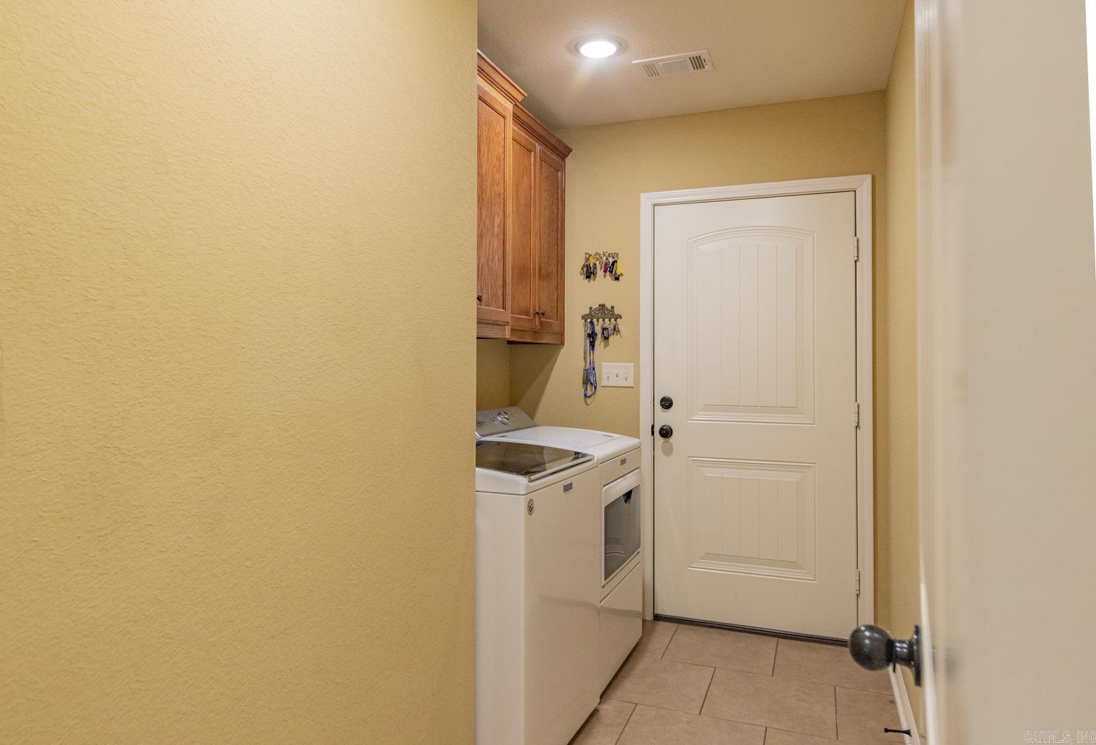 MEADOWLAKE - Residential