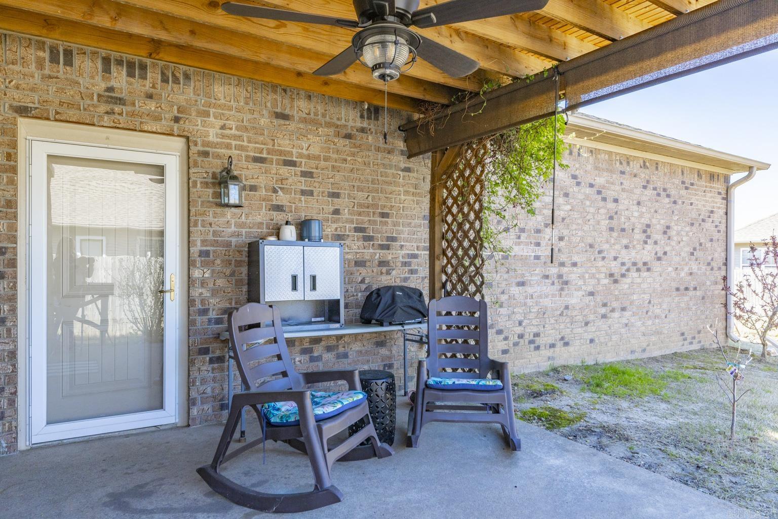 MEADOWLAKE - Residential