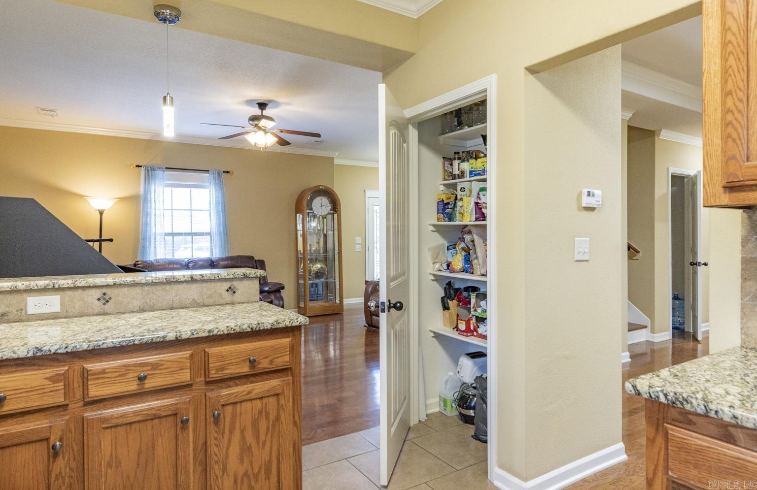 MEADOWLAKE - Residential