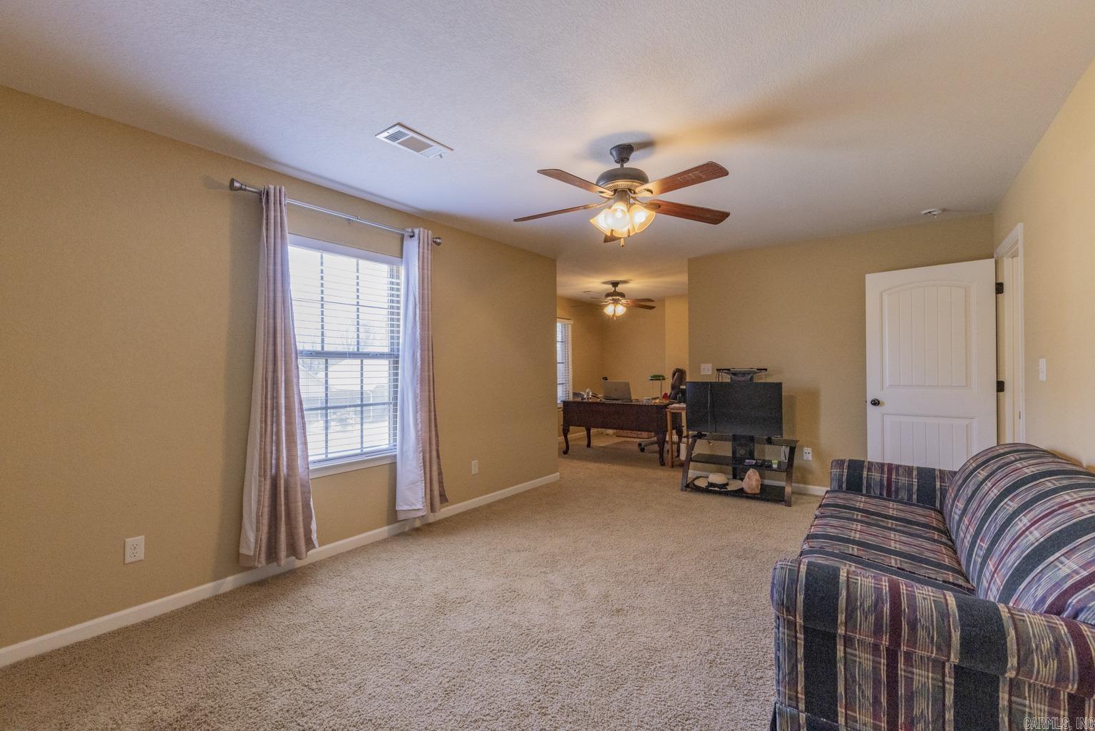 MEADOWLAKE - Residential