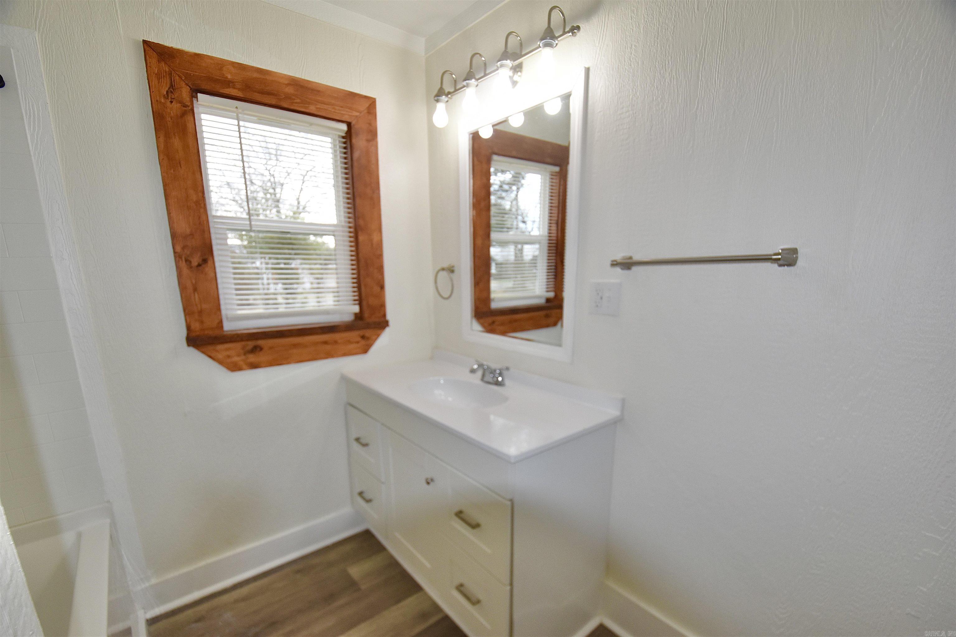 McHenry 2nd - Residential Income