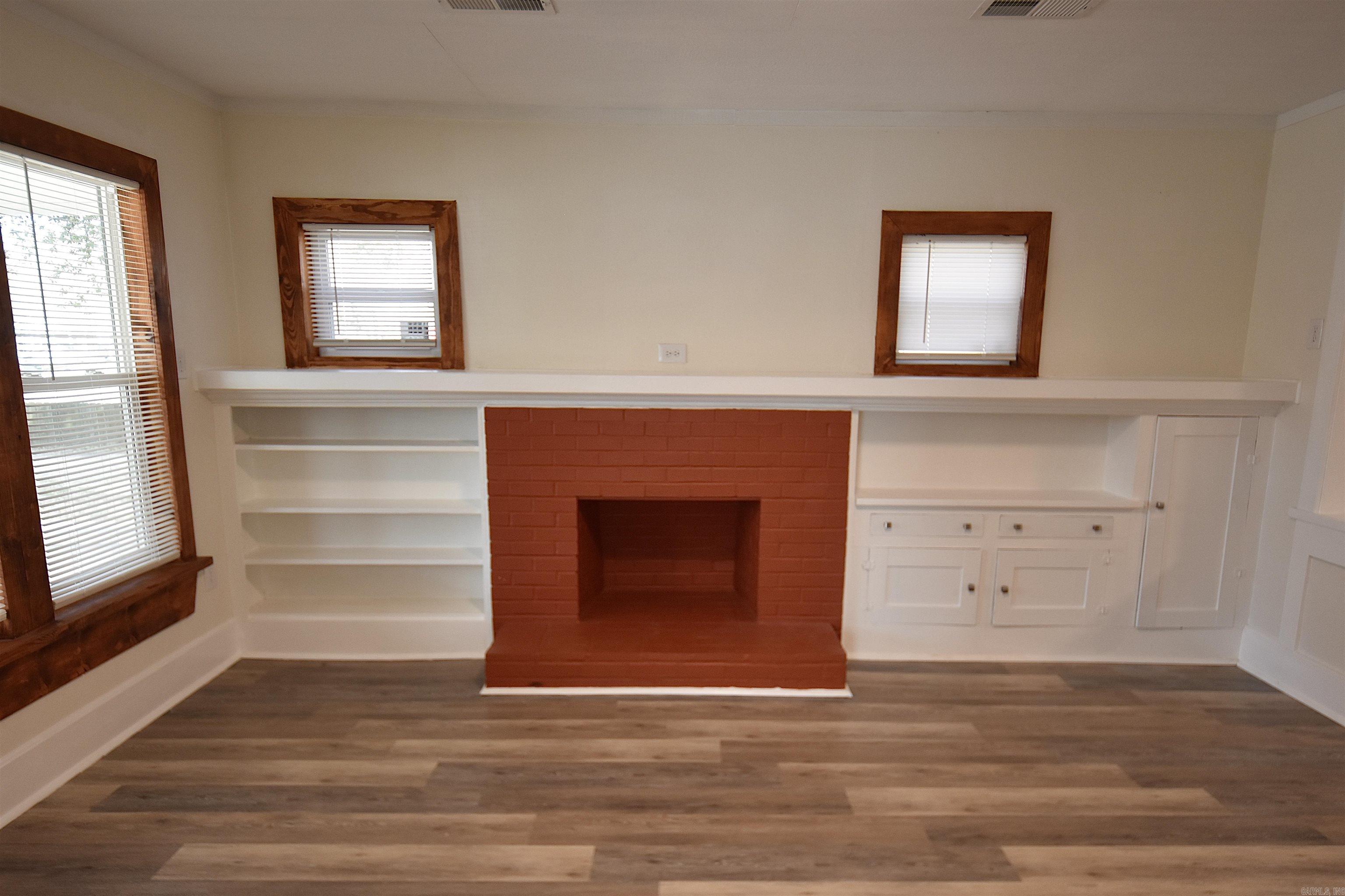 McHenry 2nd - Residential Income