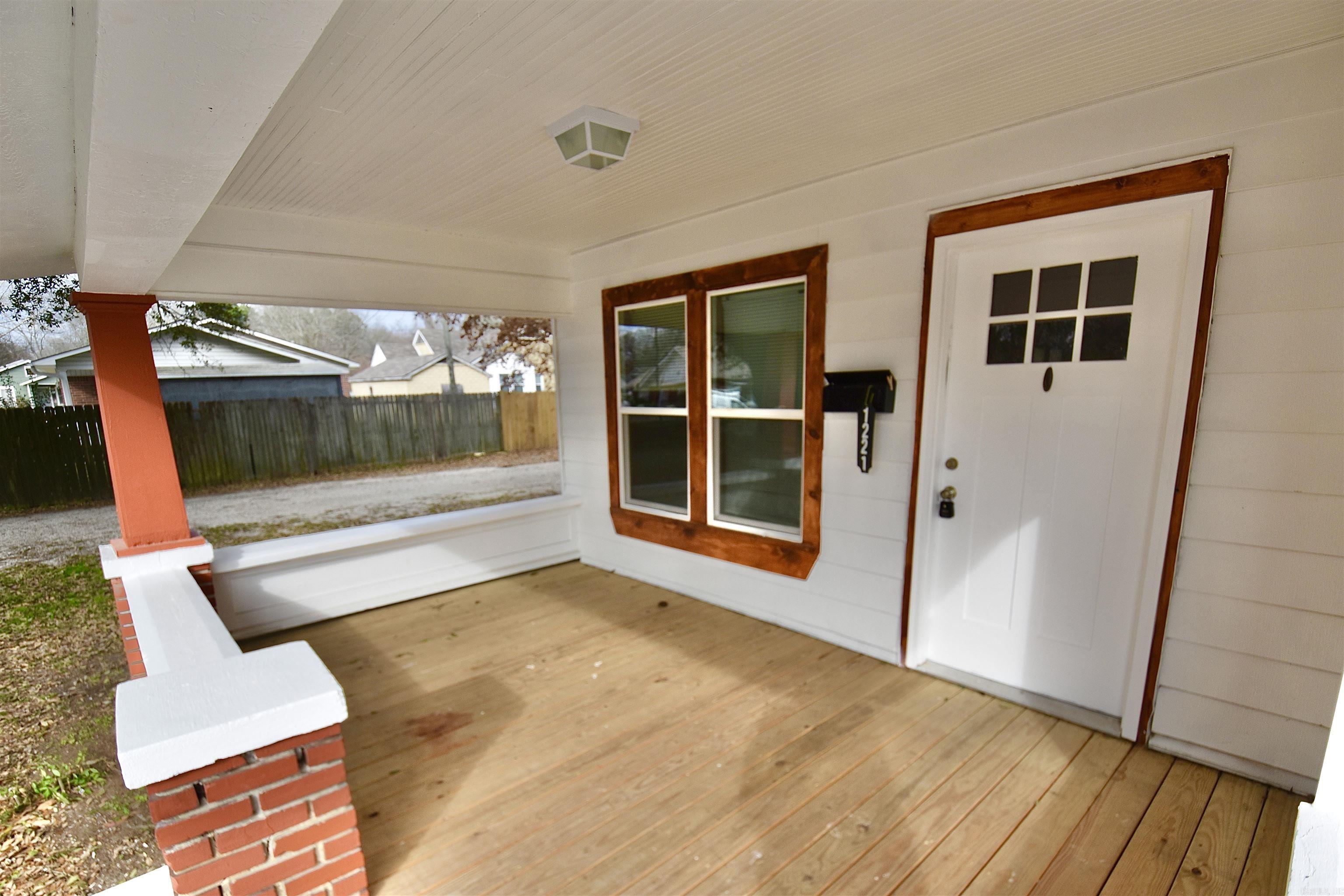 McHenry 2nd - Residential Income