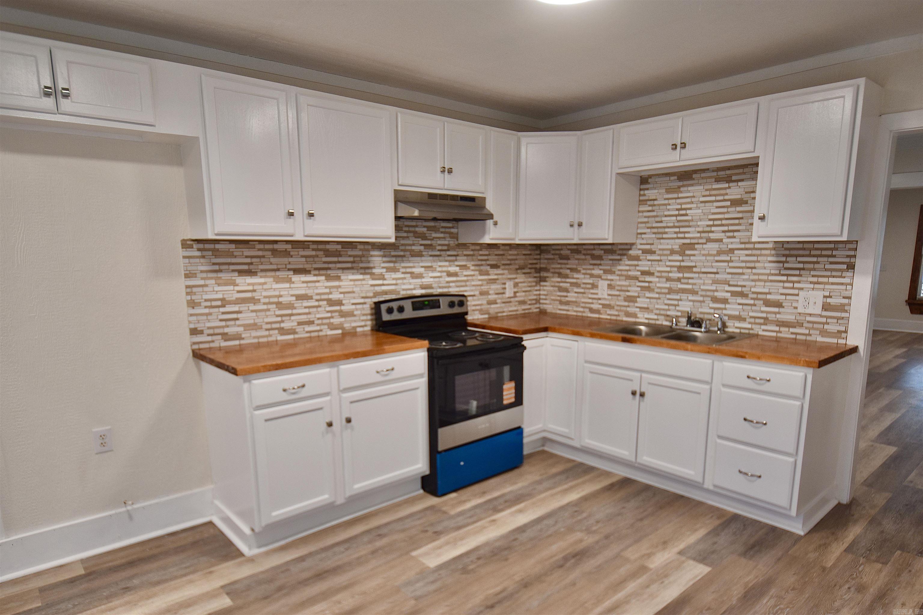 McHenry 2nd - Residential Income