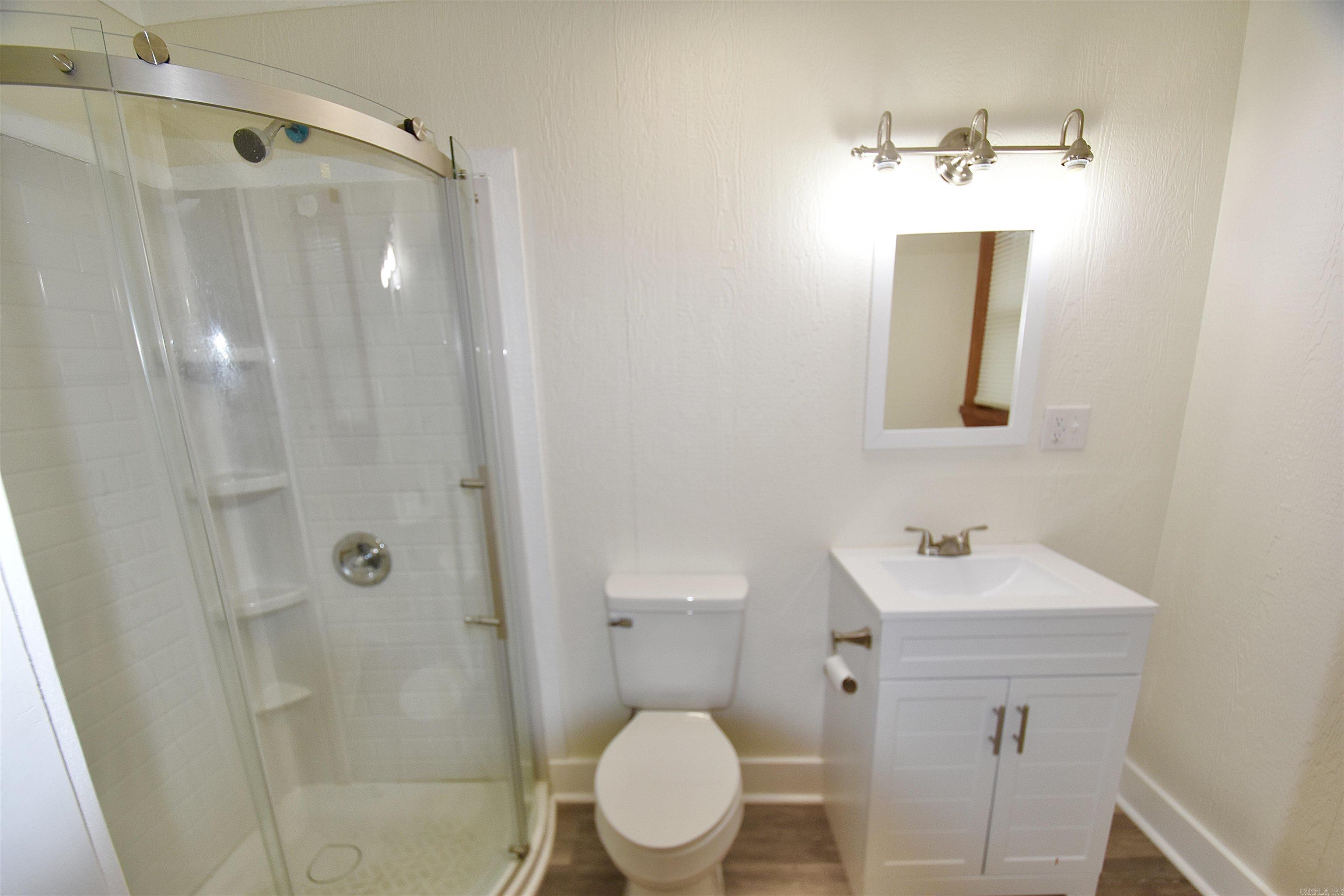 McHenry 2nd - Residential Income