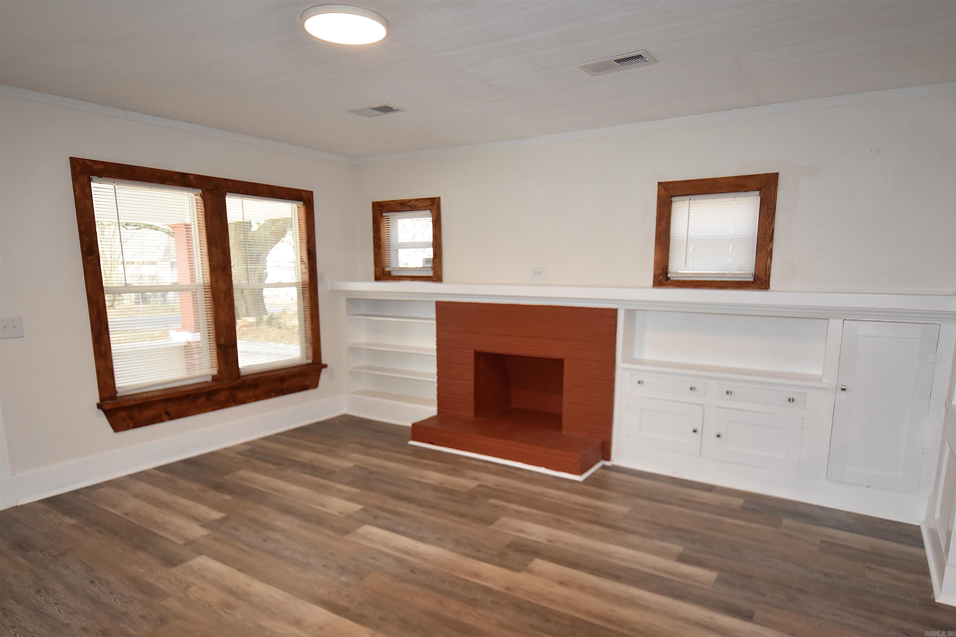 McHenry 2nd - Residential Income