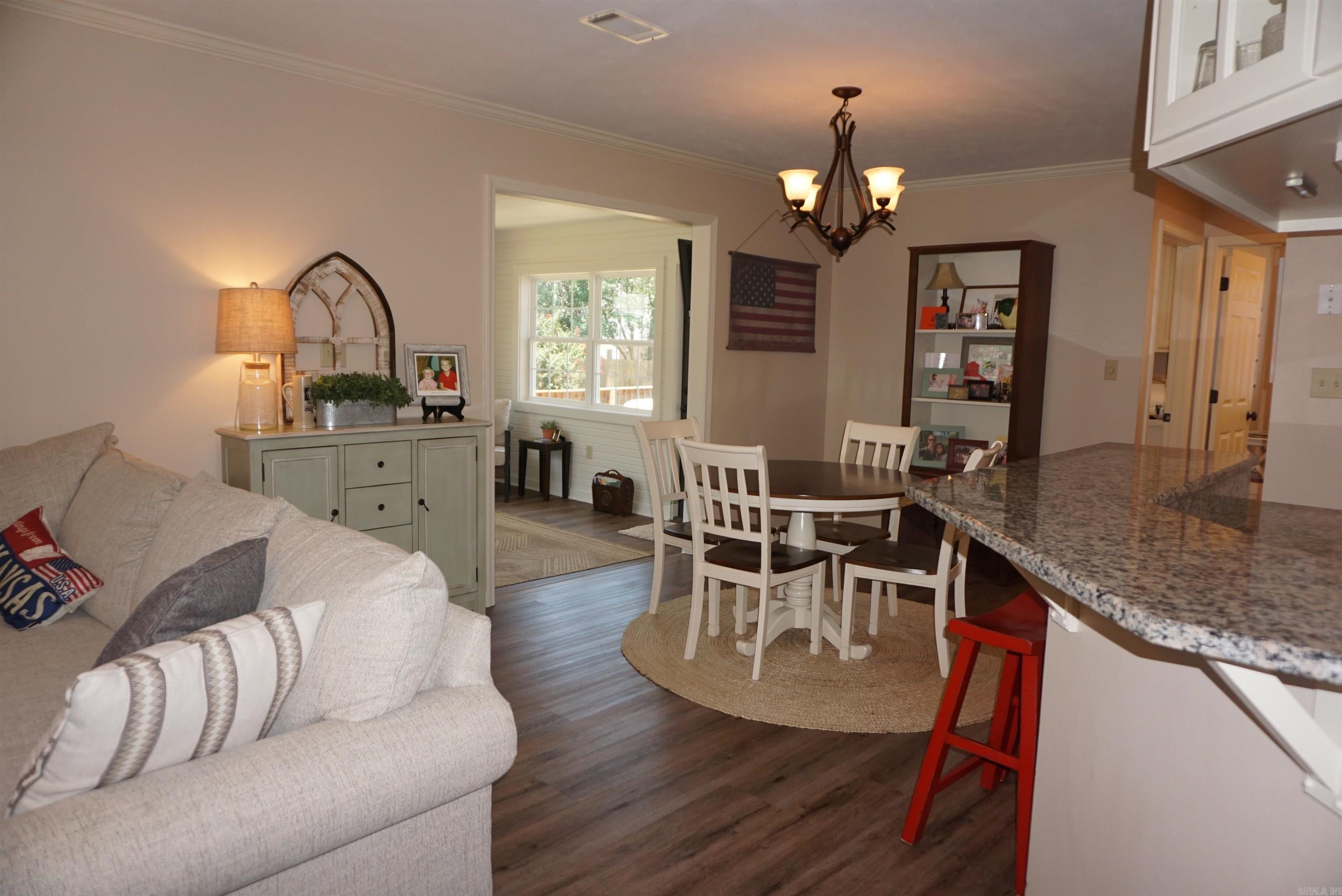 BELLE MEADE - Residential