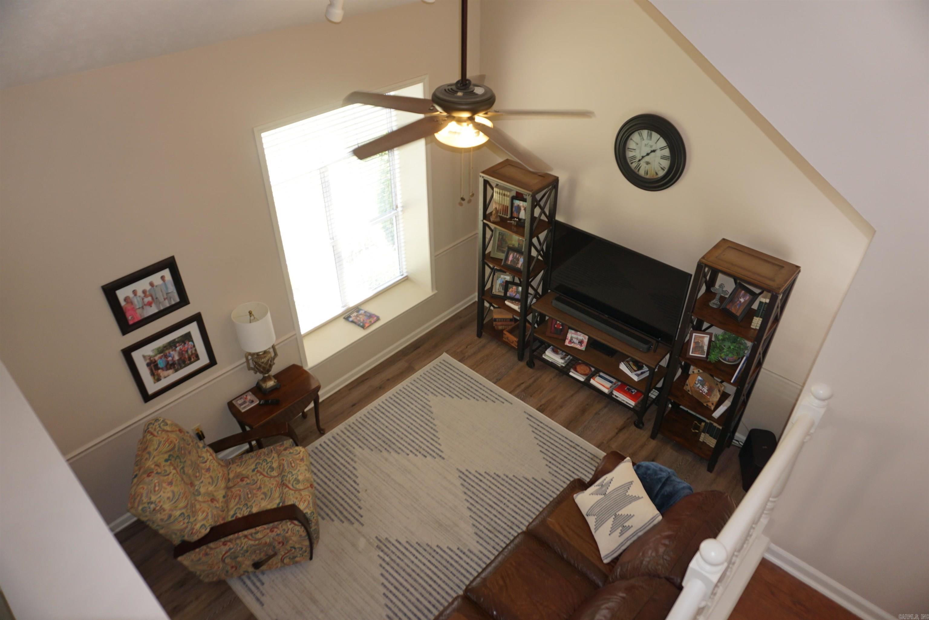 BELLE MEADE - Residential