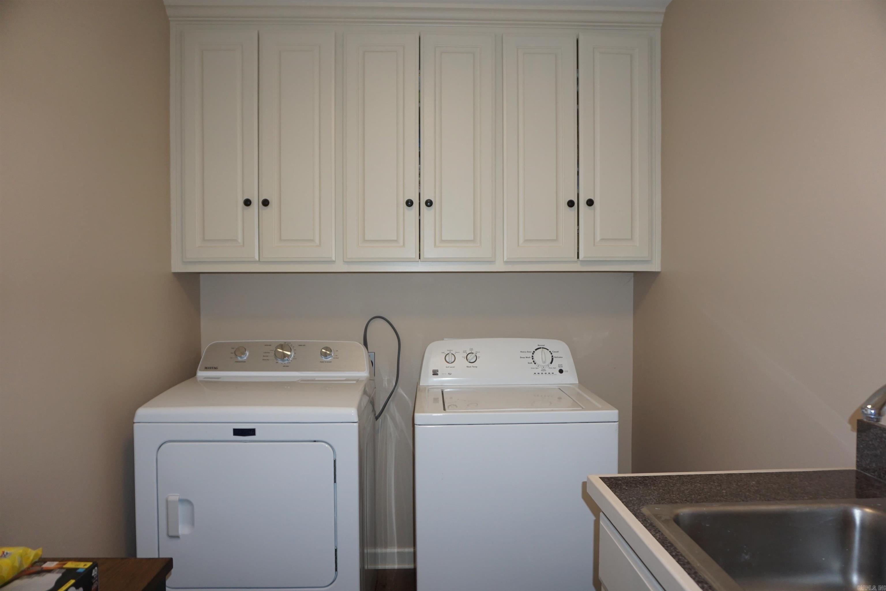 BELLE MEADE - Residential