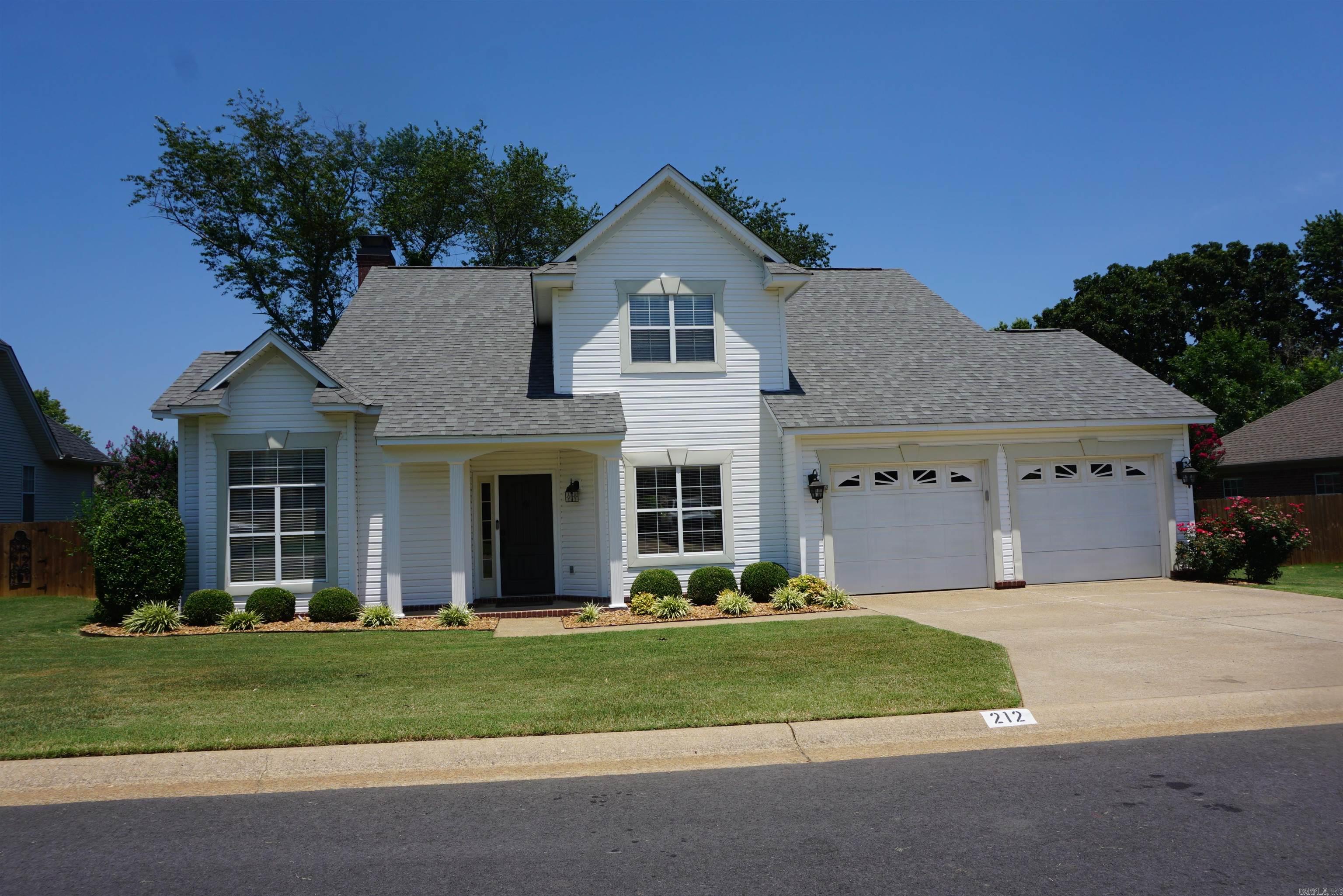 BELLE MEADE - Residential