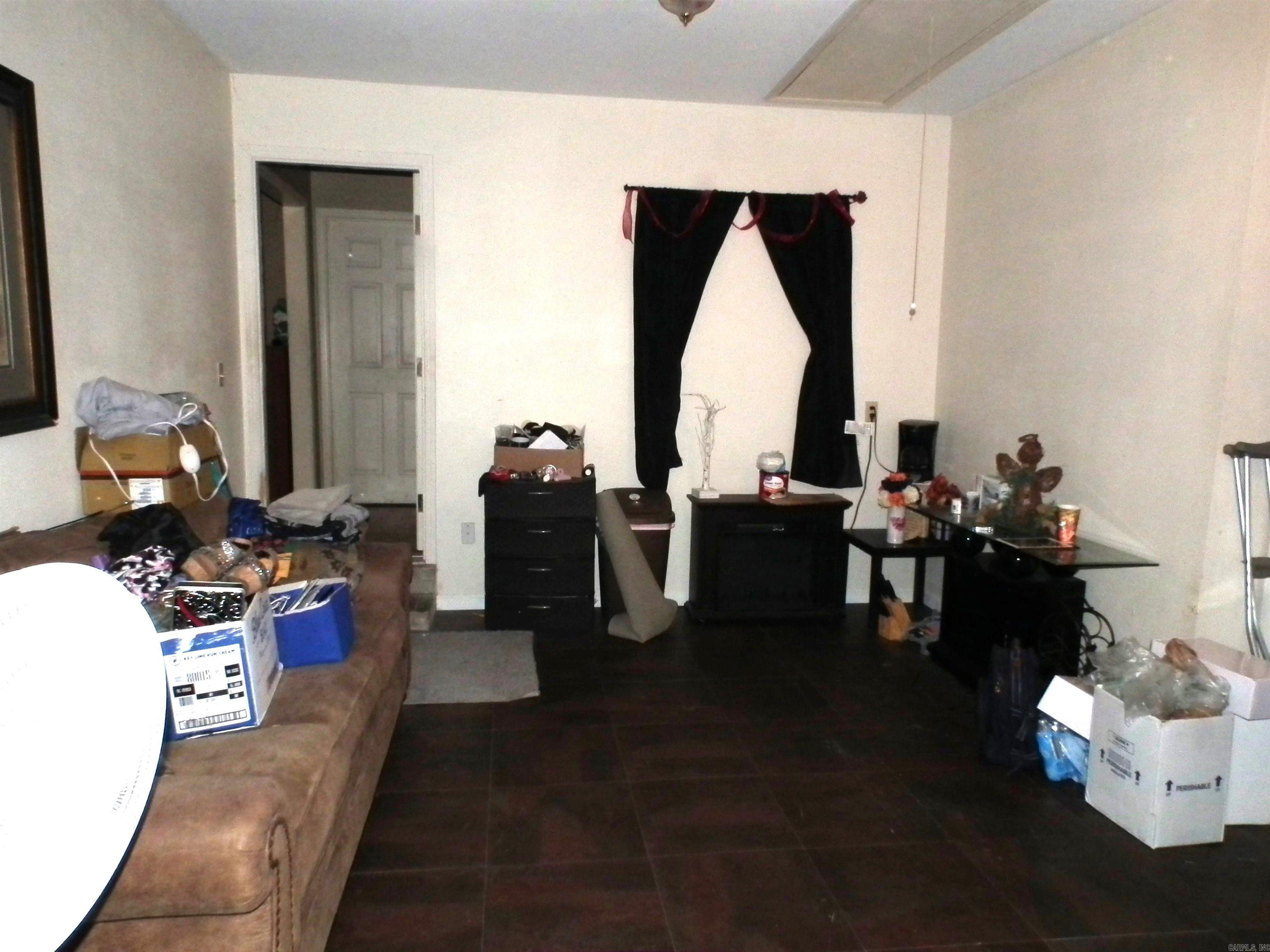 ARROWHEAD VILLAGE - Residential