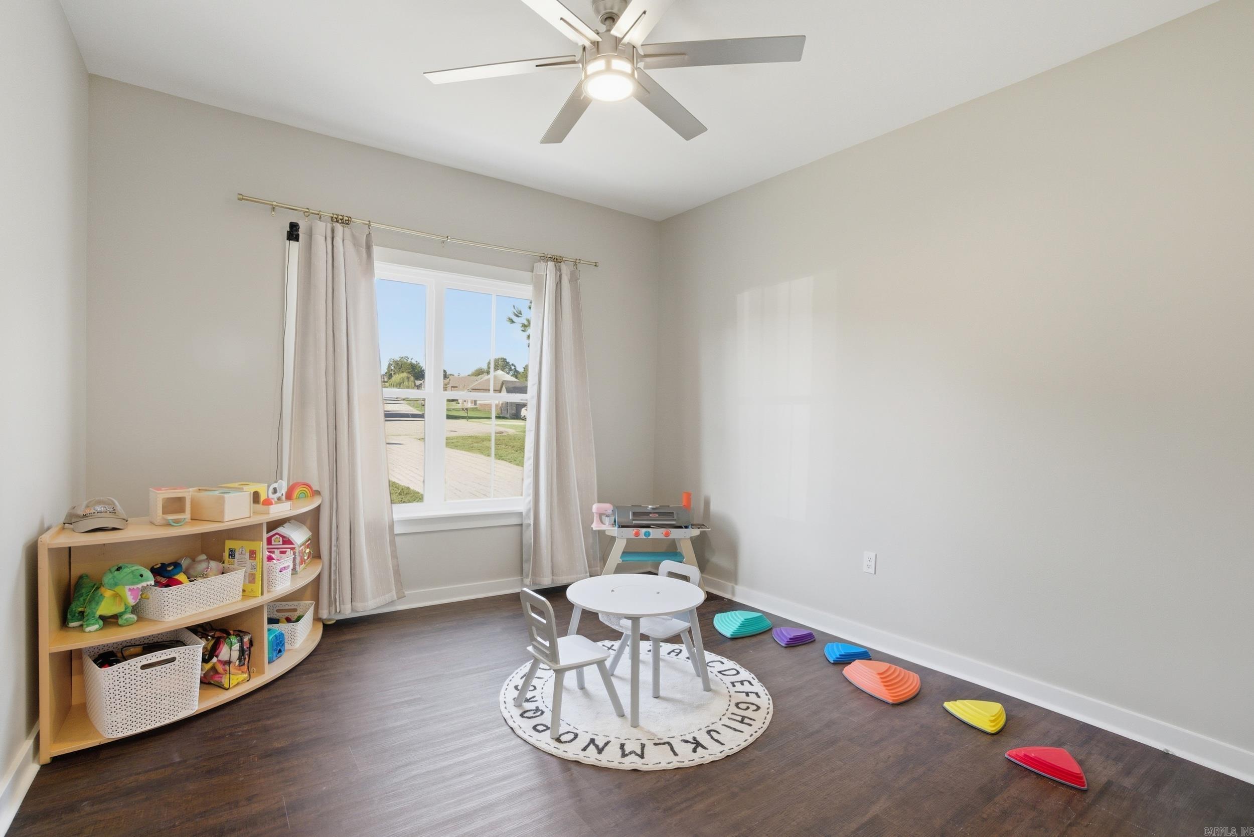 INDIAN SPRINGS - Residential