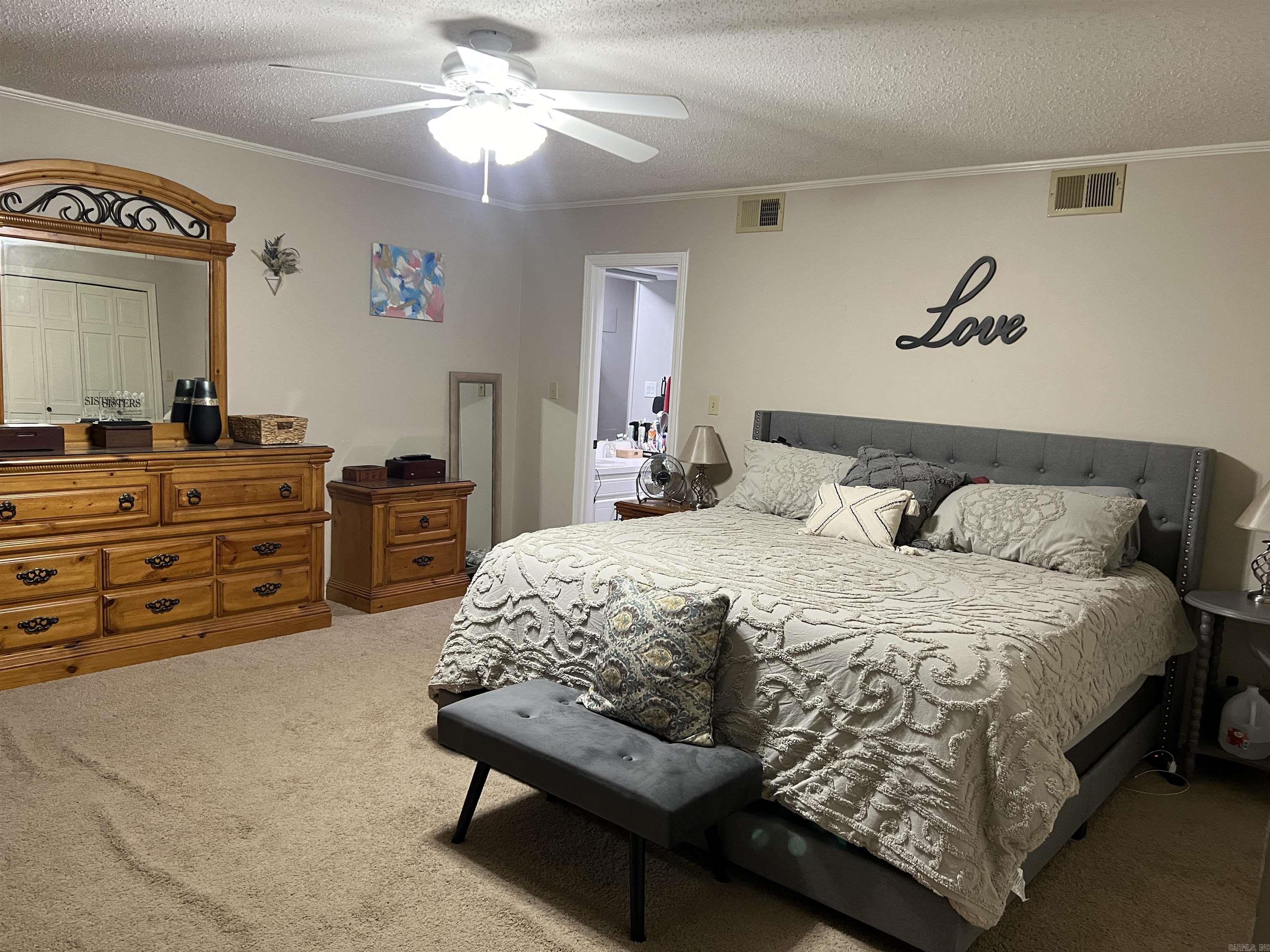 BOASTWOOD - Residential