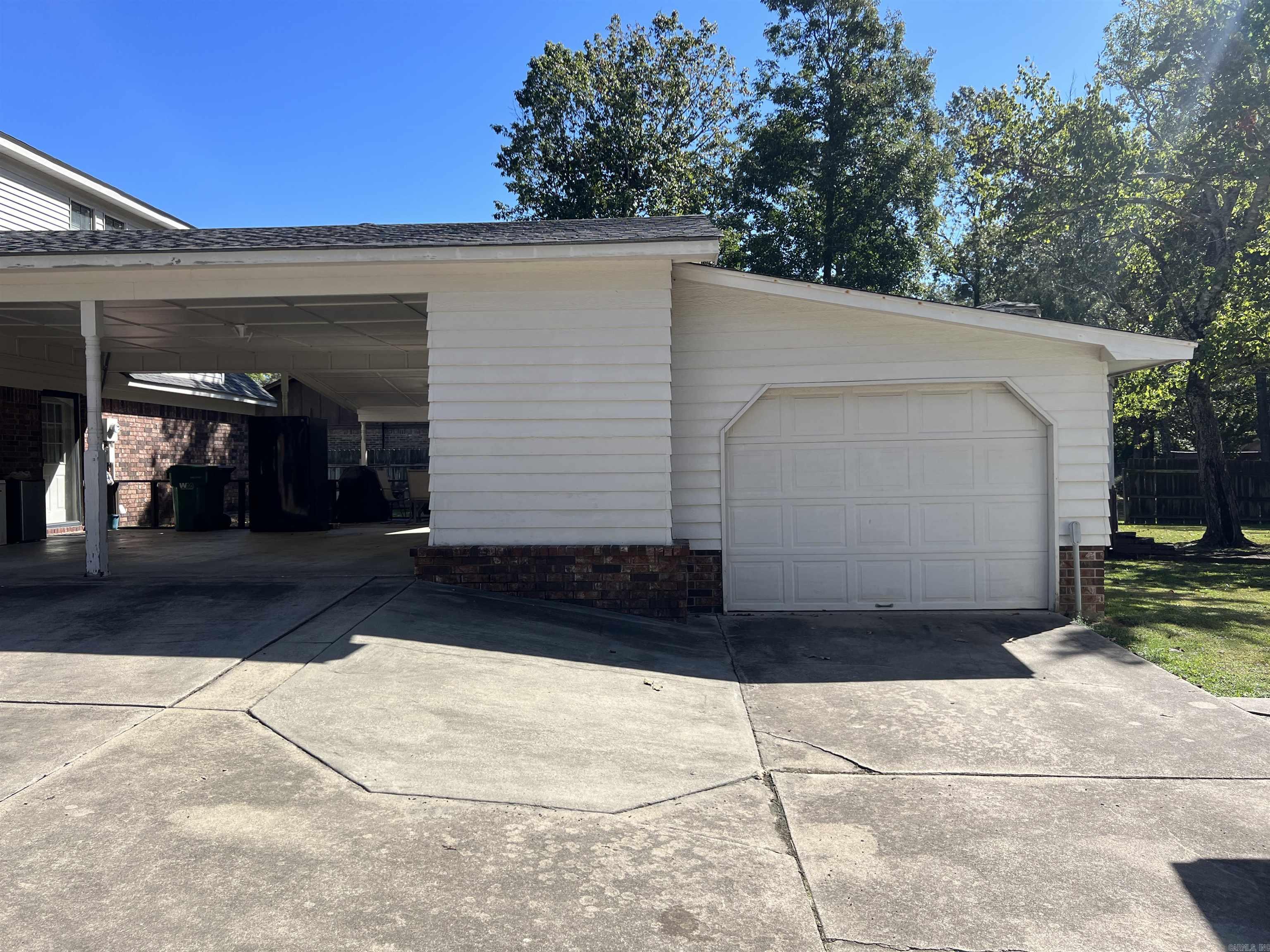 BOASTWOOD - Residential