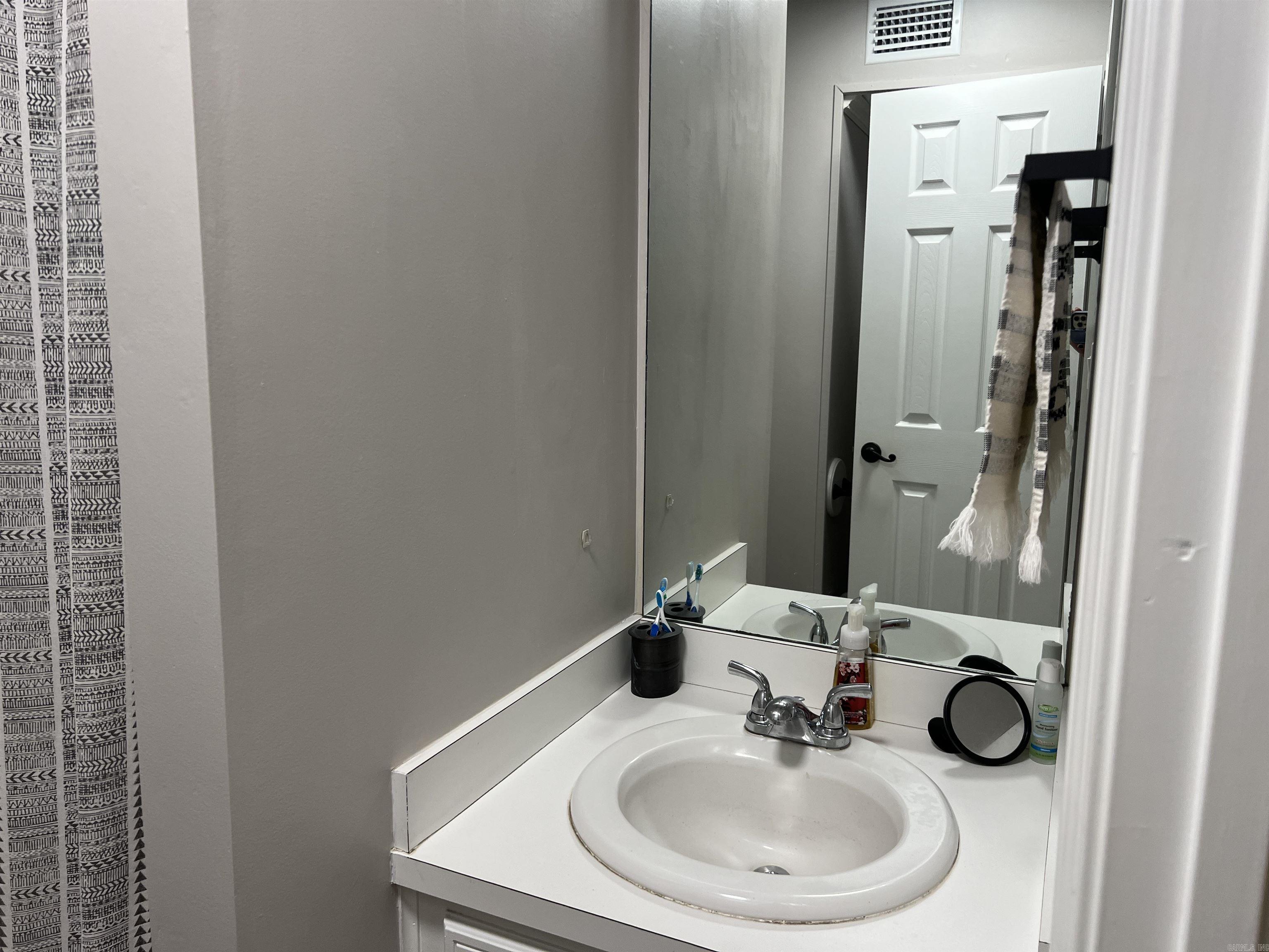 BOASTWOOD - Residential