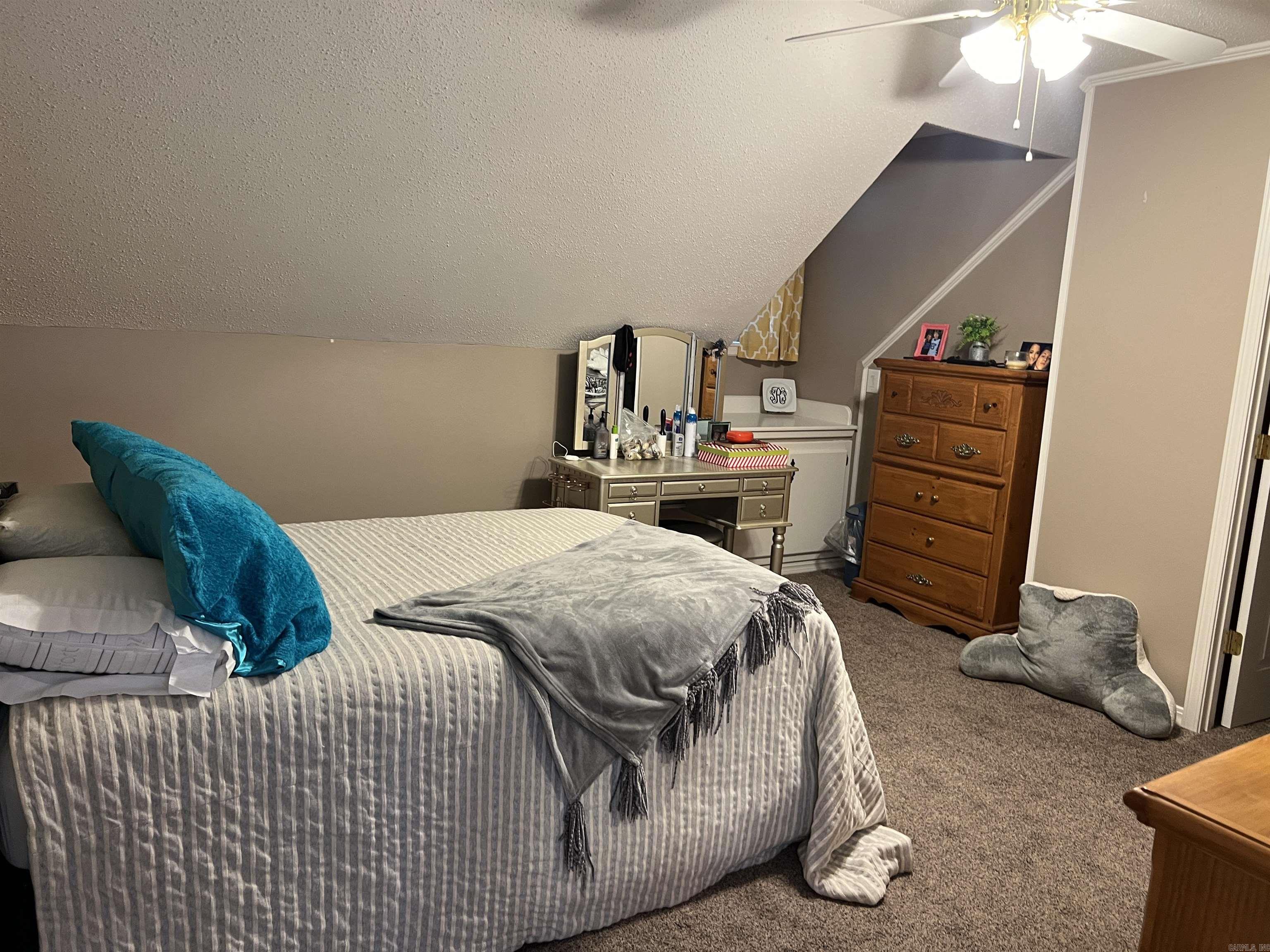 BOASTWOOD - Residential