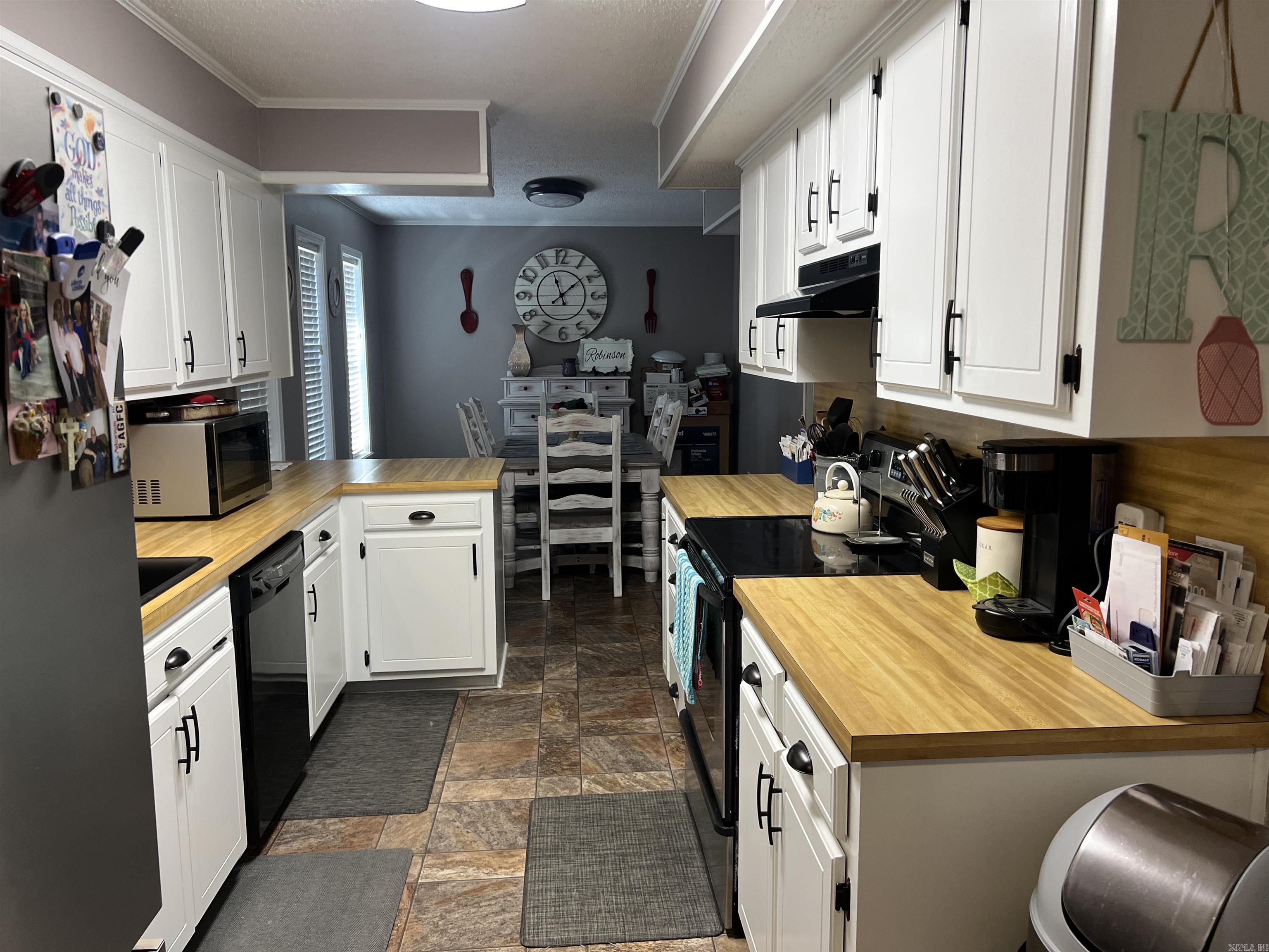 BOASTWOOD - Residential