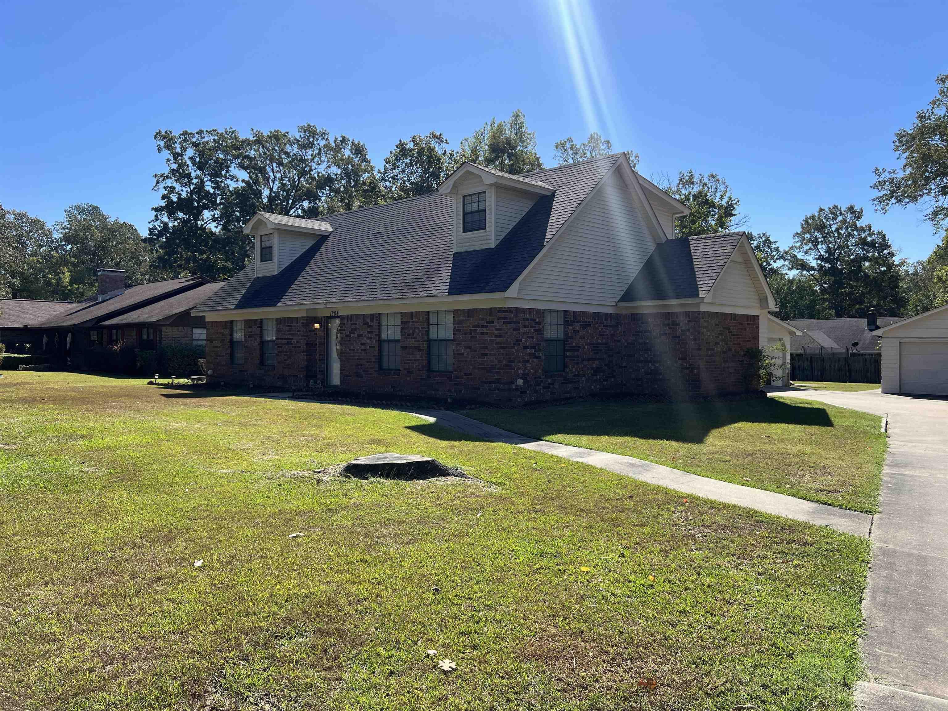 BOASTWOOD - Residential