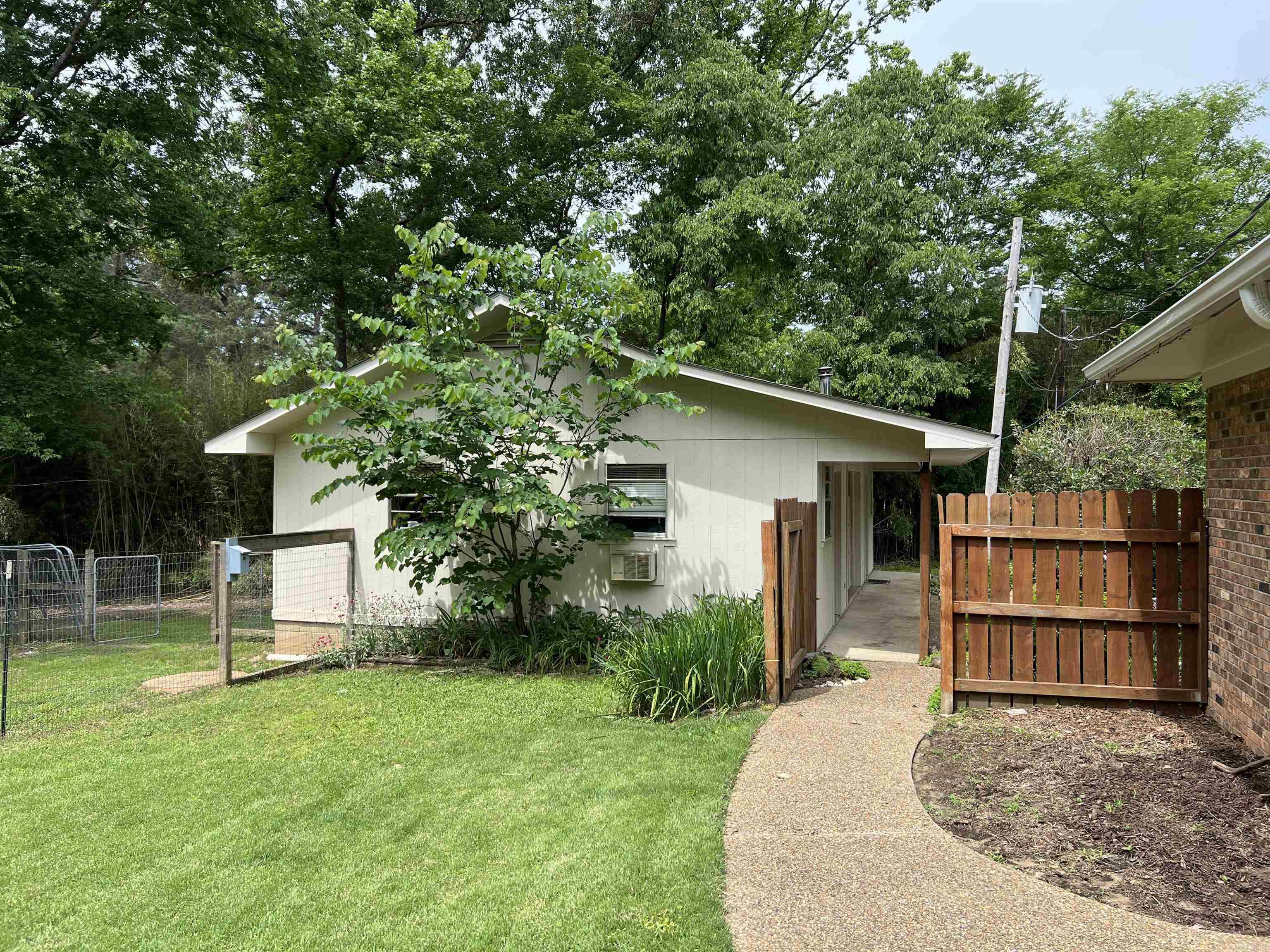 ARKADELPHIA REAL ESTATE - Residential
