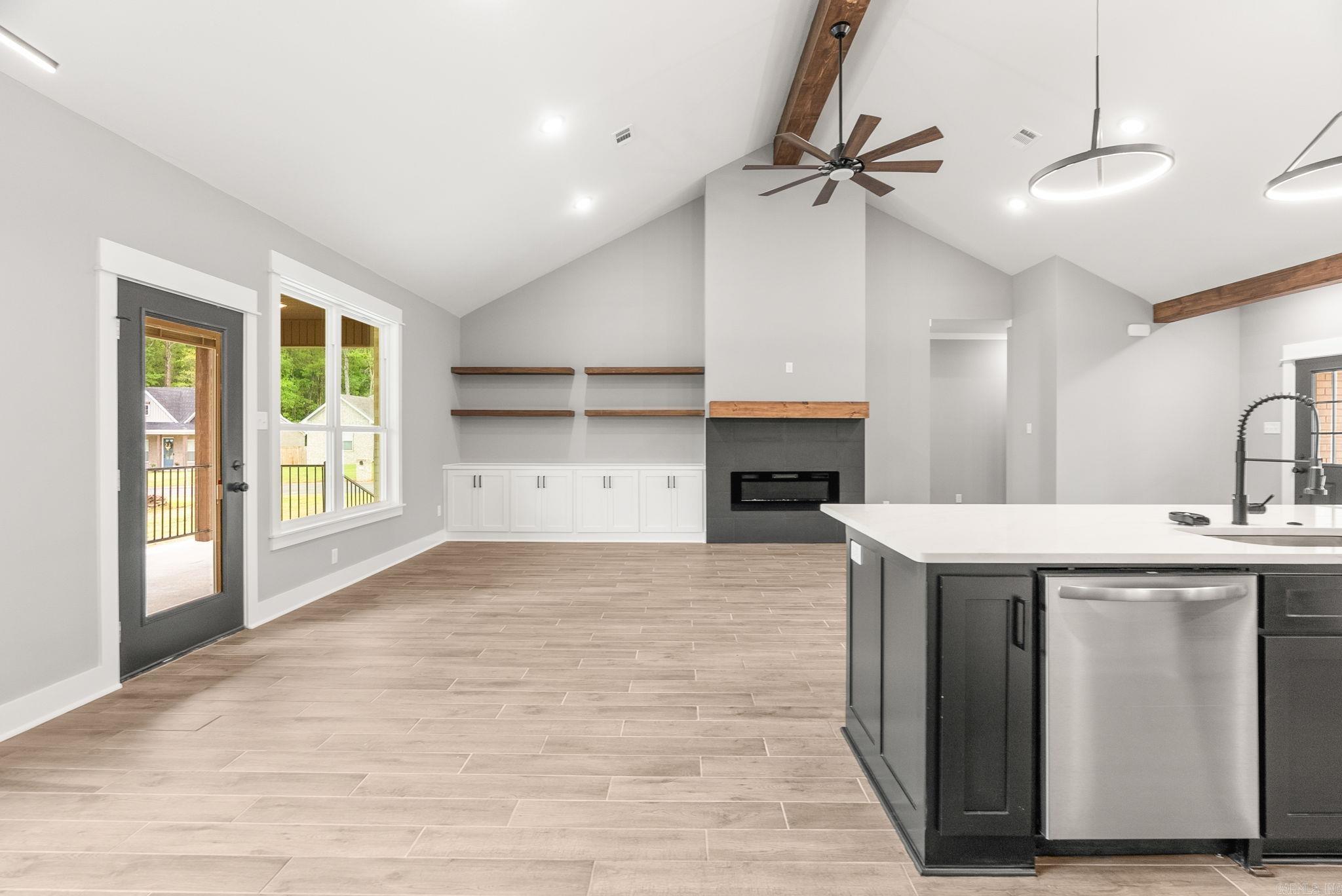 HIDDEN VALLEY ESTATES - Residential