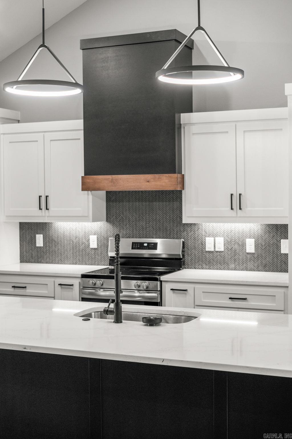 HIDDEN VALLEY ESTATES - Residential