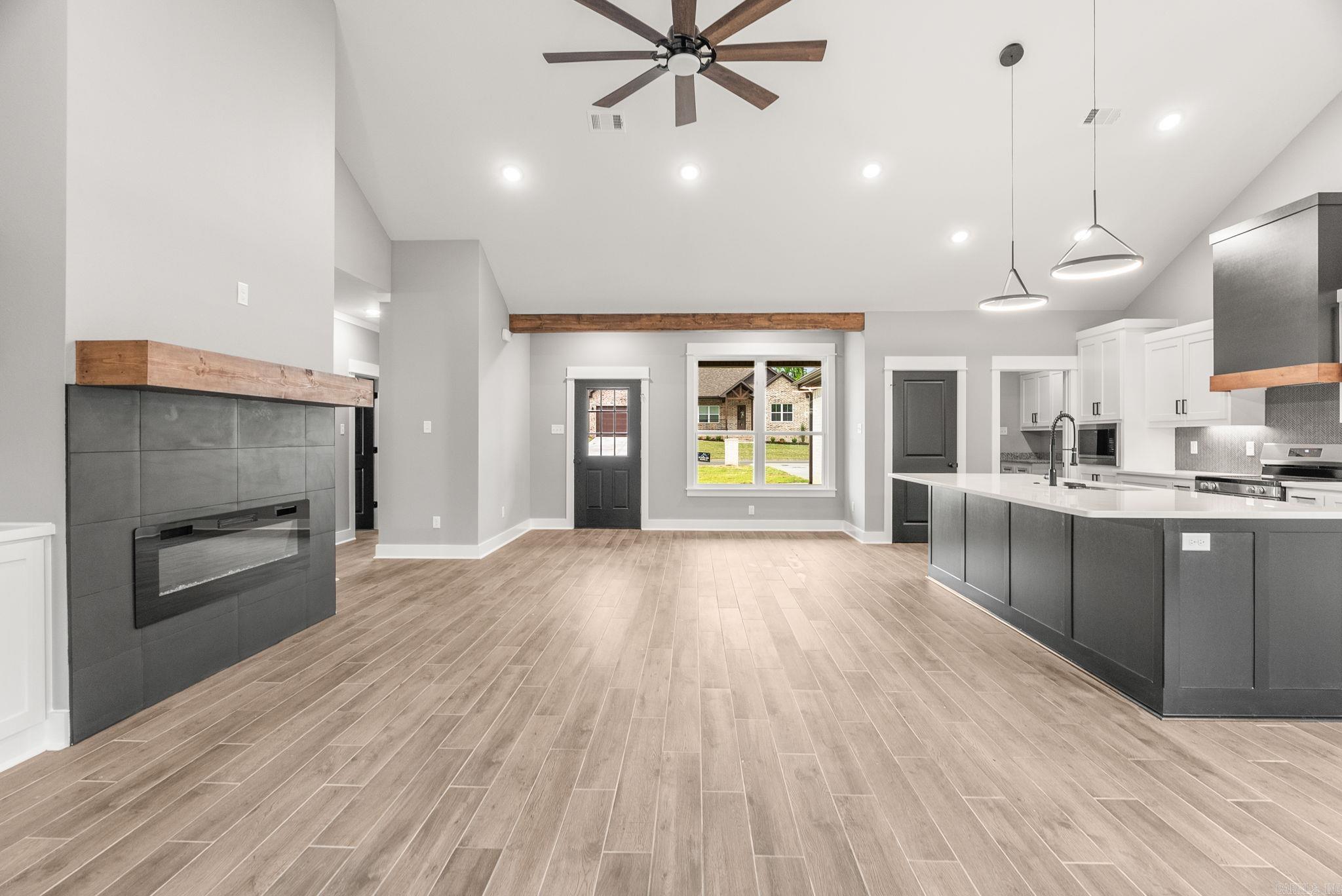 HIDDEN VALLEY ESTATES - Residential
