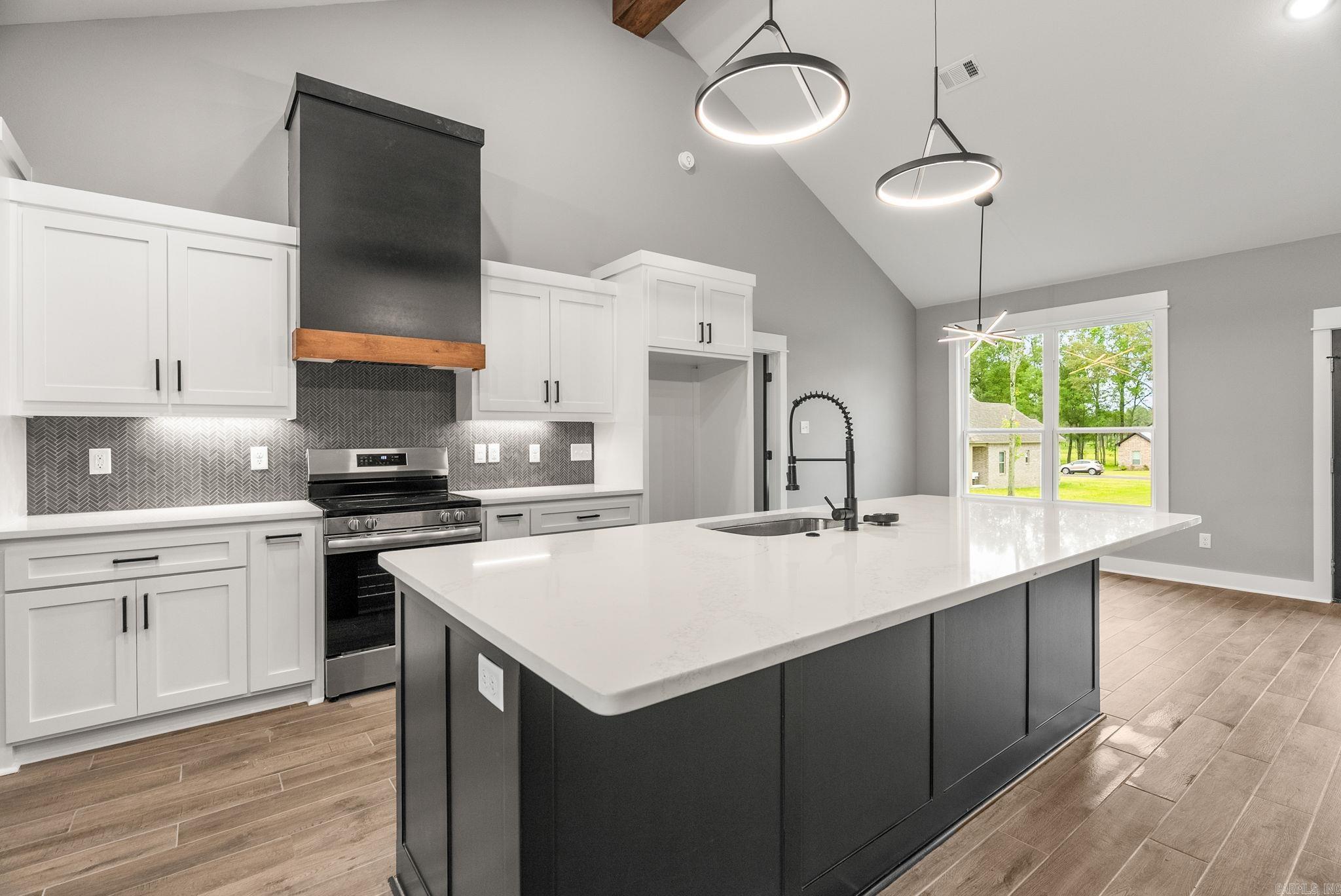 HIDDEN VALLEY ESTATES - Residential