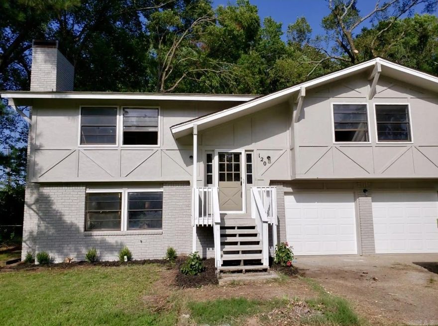 Check out this charming 4 bedroom, 2.5 bathroom home in a Cozy Jacksonville Subdivision