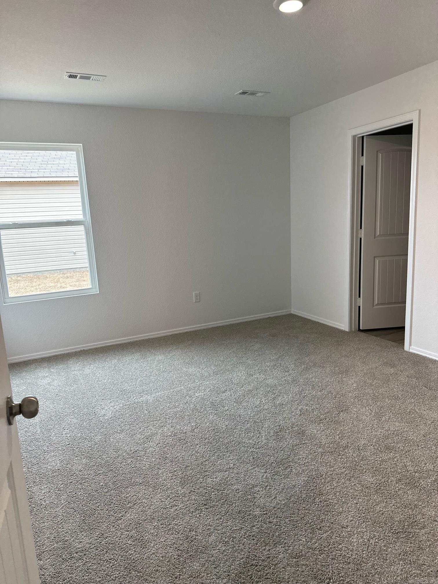 HILL FARM - Residential