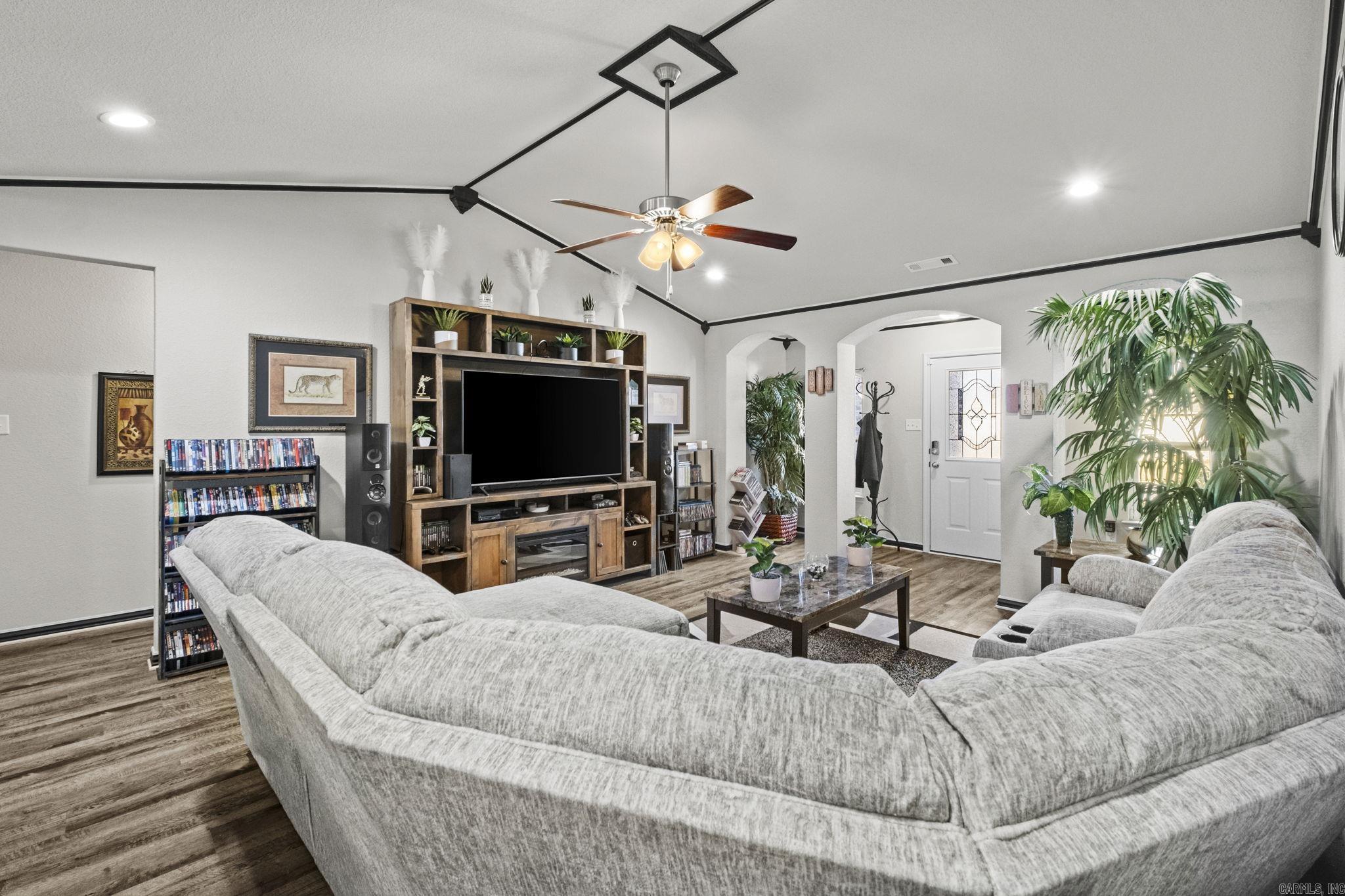 Ivanton - Residential