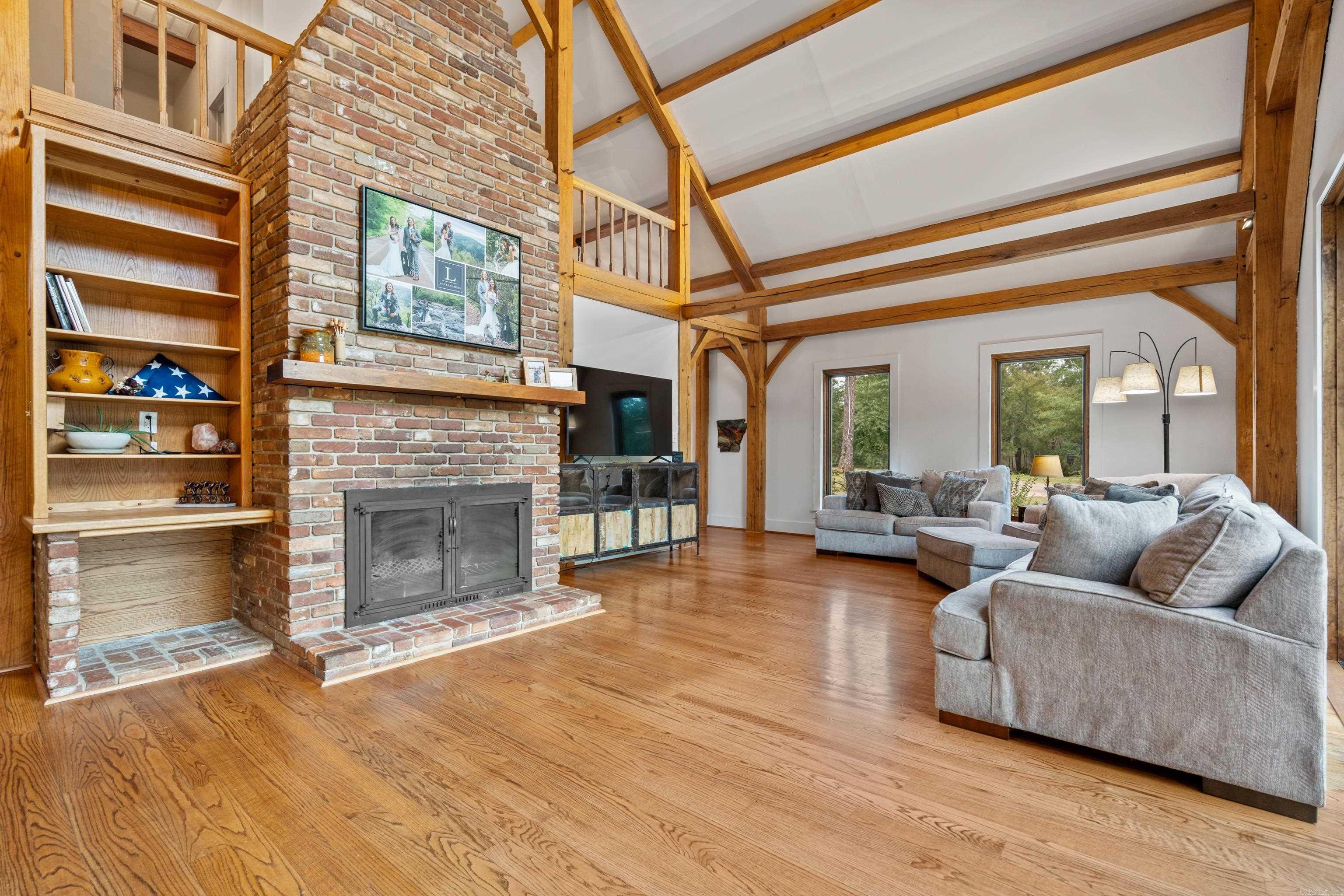UNPLATTED ACREAGE - Residential