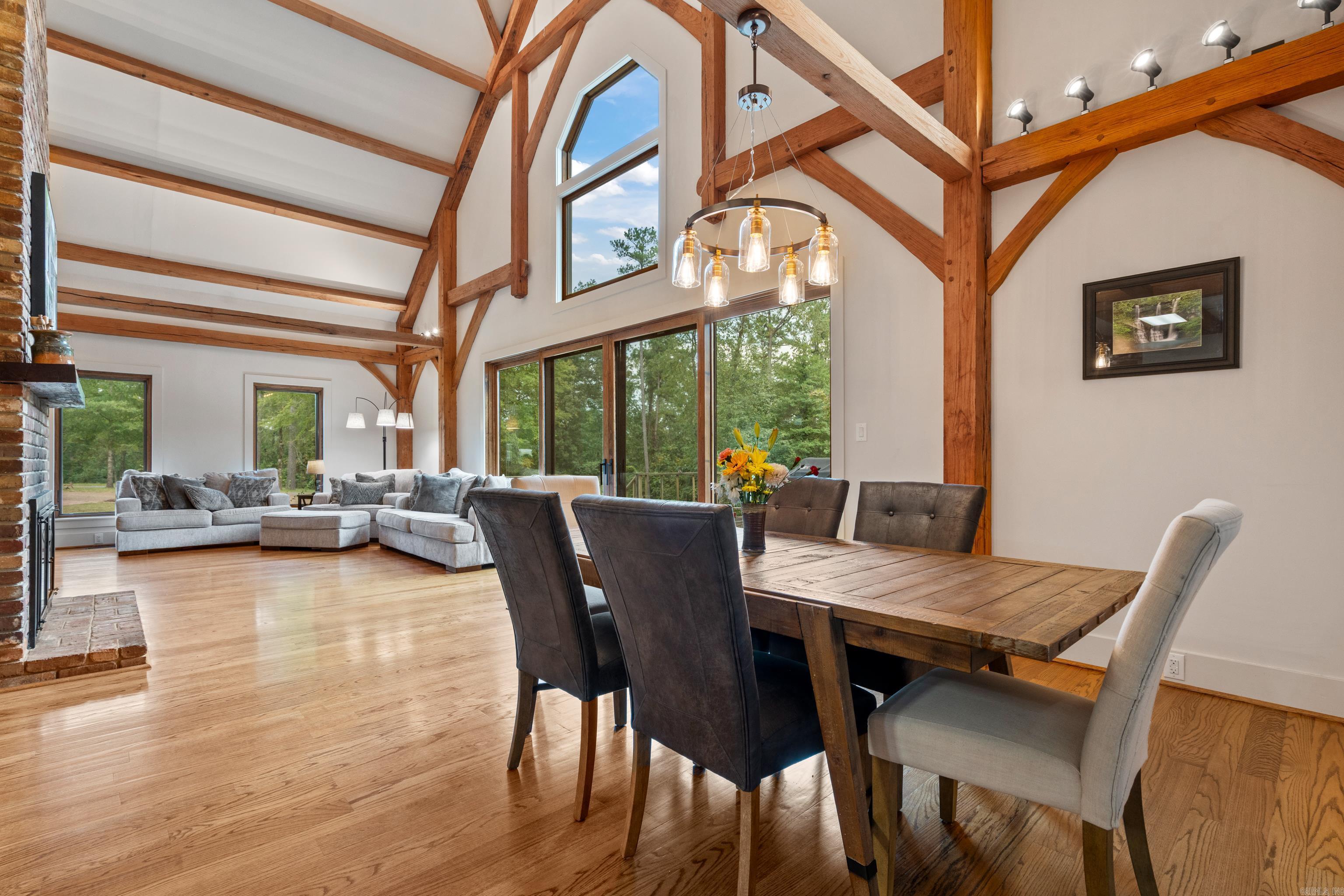 UNPLATTED ACREAGE - Residential
