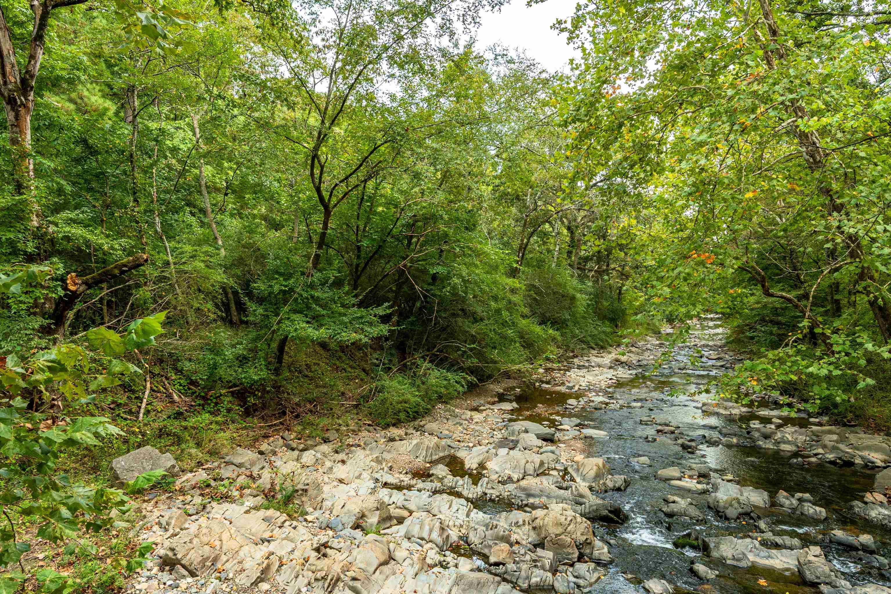 UNPLATTED ACREAGE - Residential