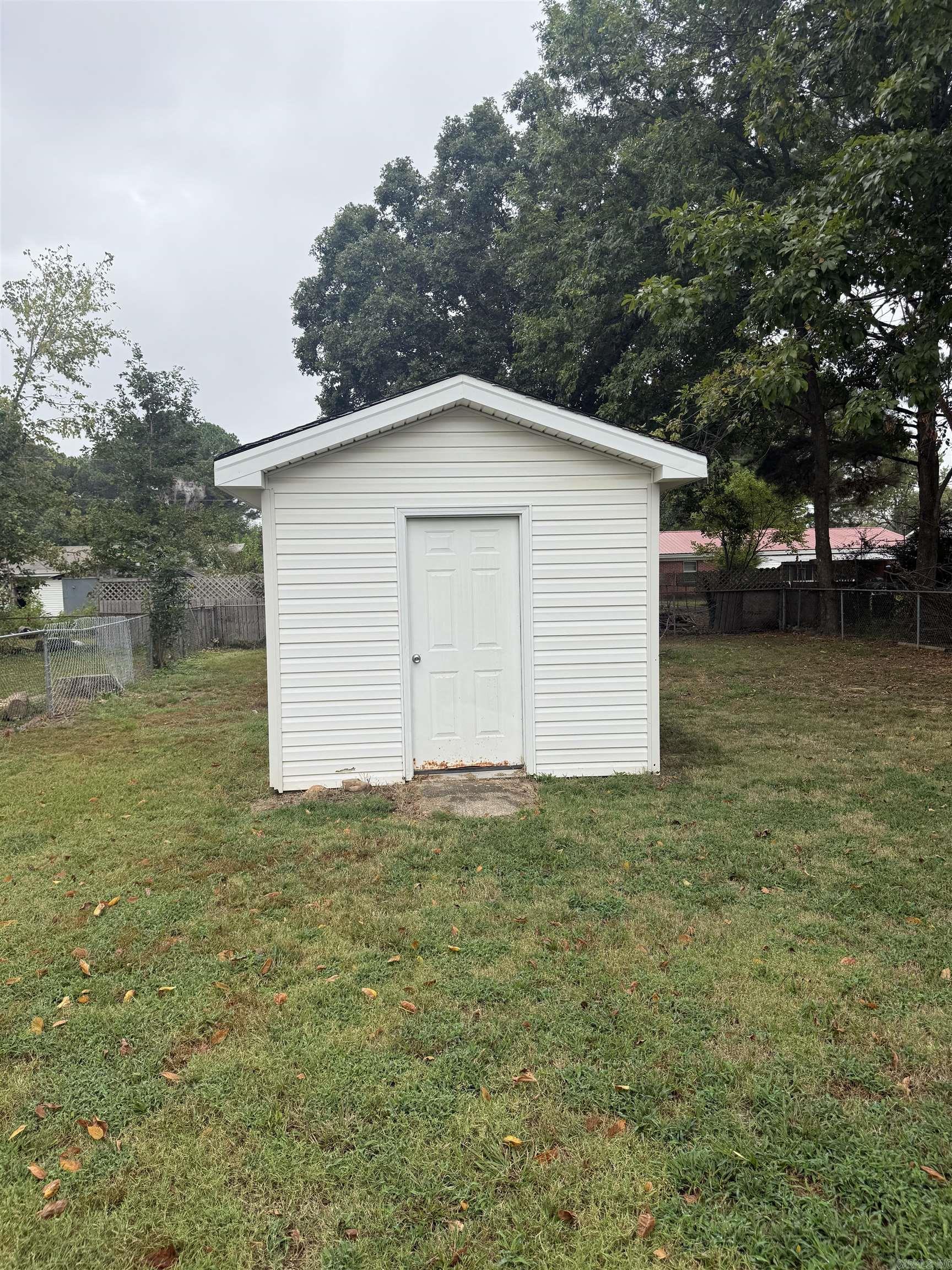 Castleberry H & G - Residential