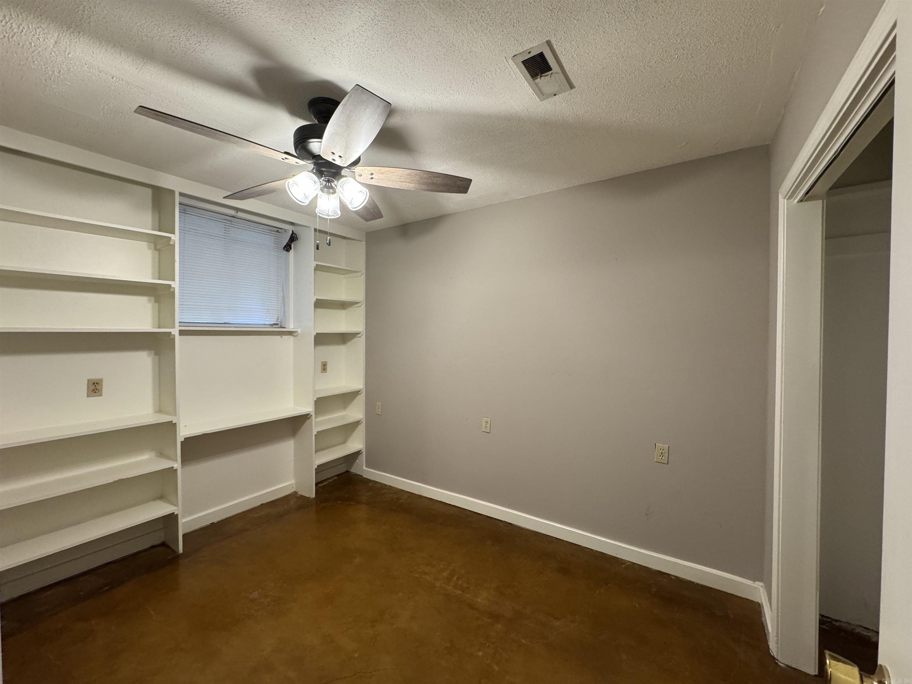 MCNEIL - Residential