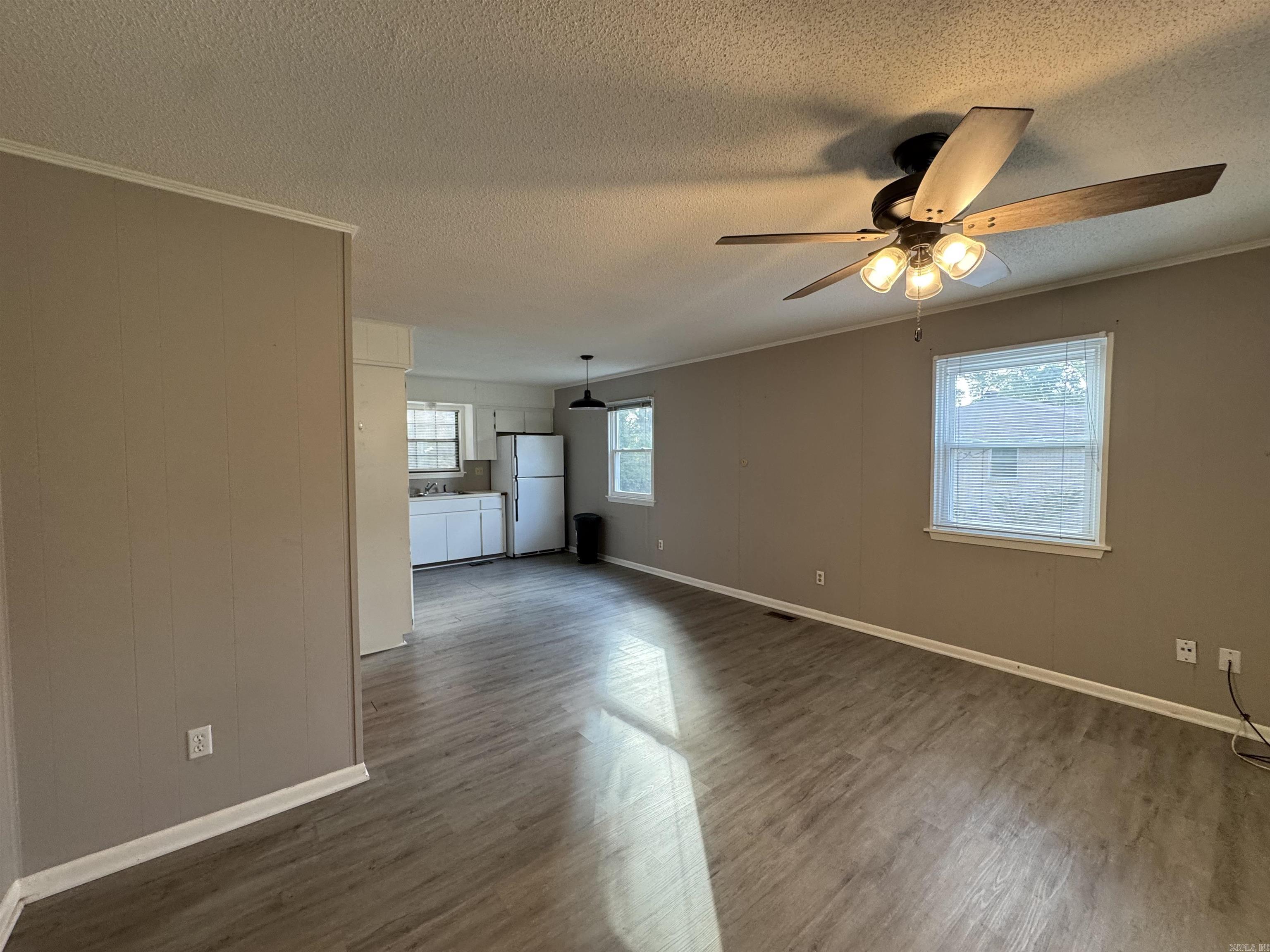 MCNEIL - Residential