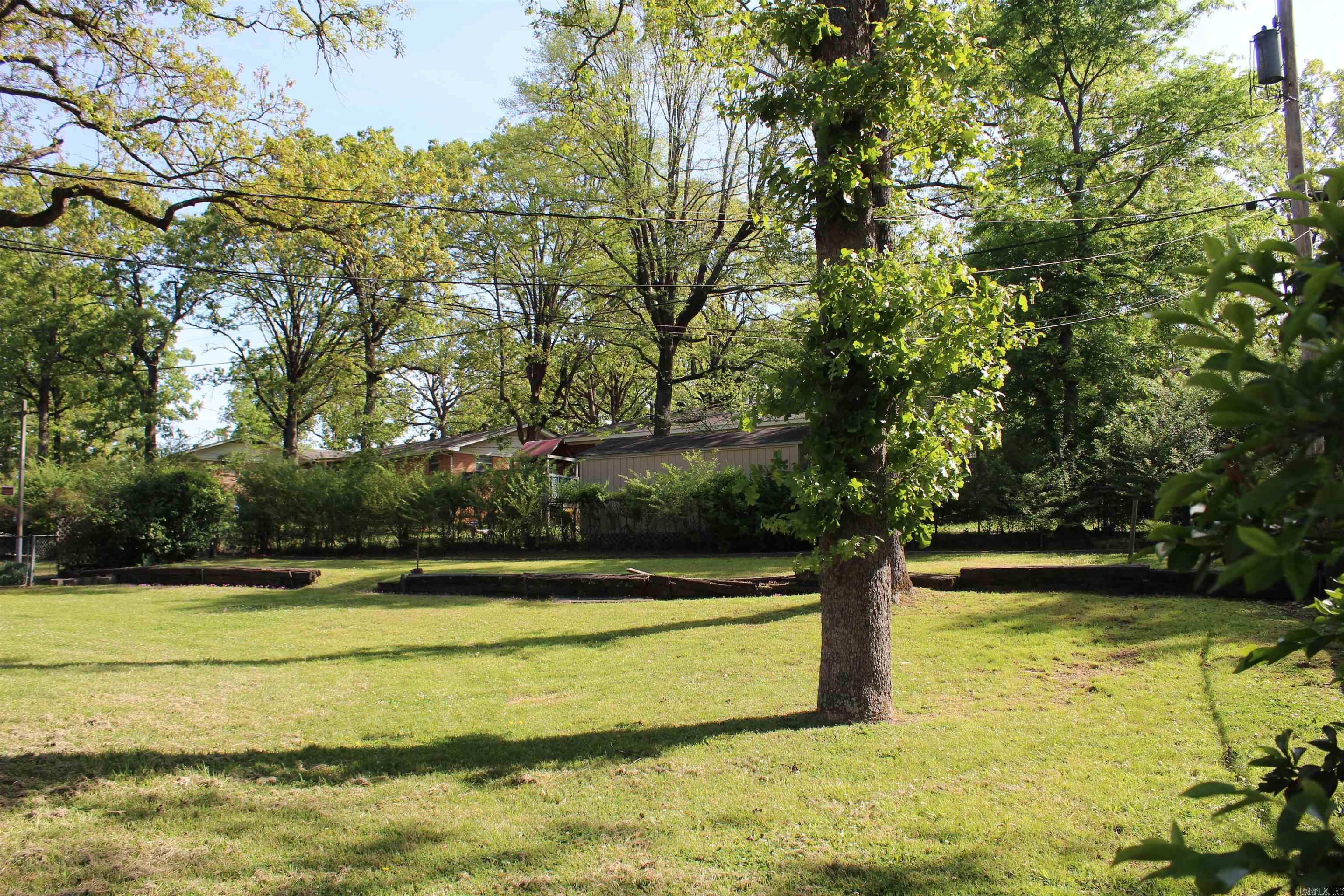 LAKEWOOD - Residential