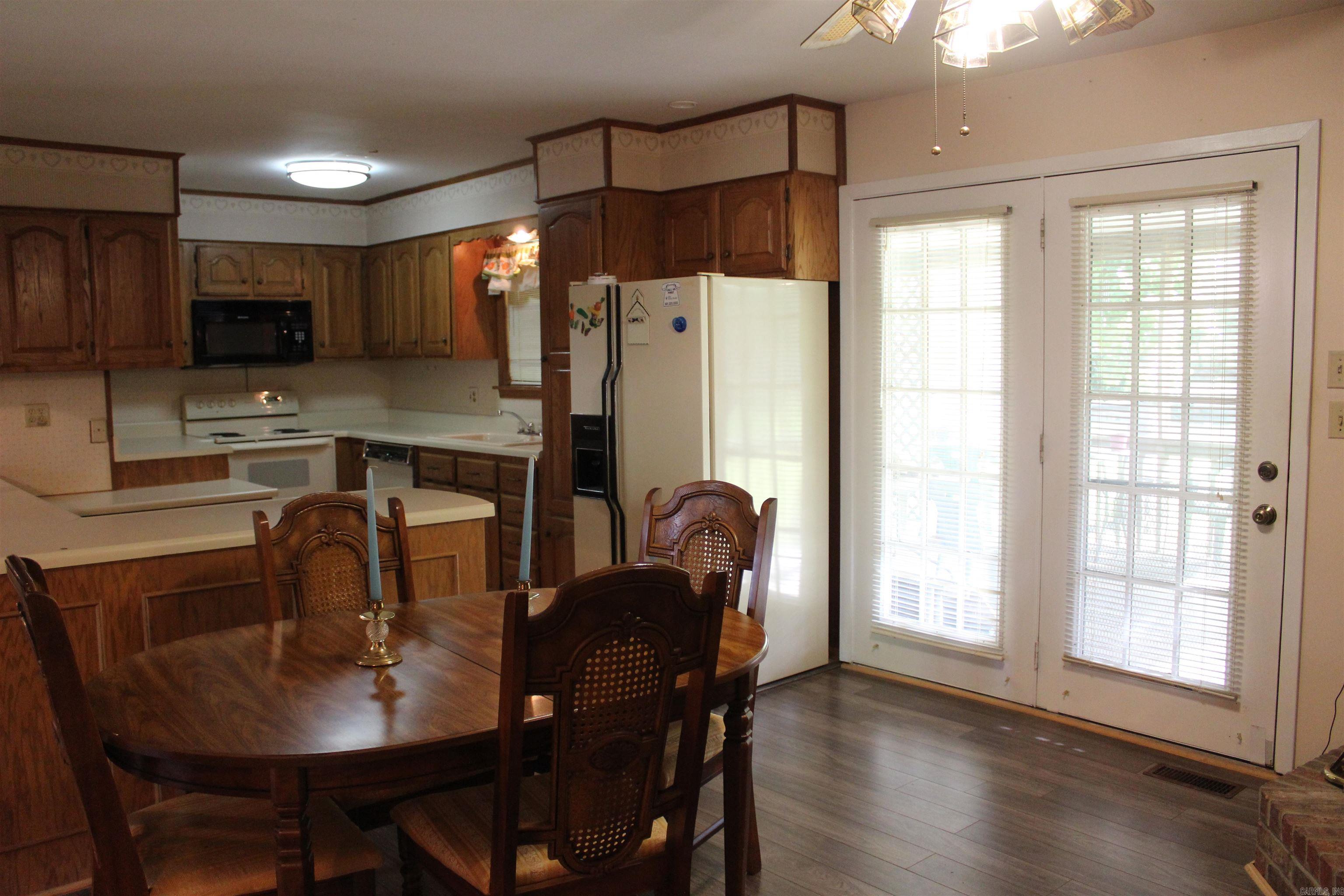 LAKEWOOD - Residential