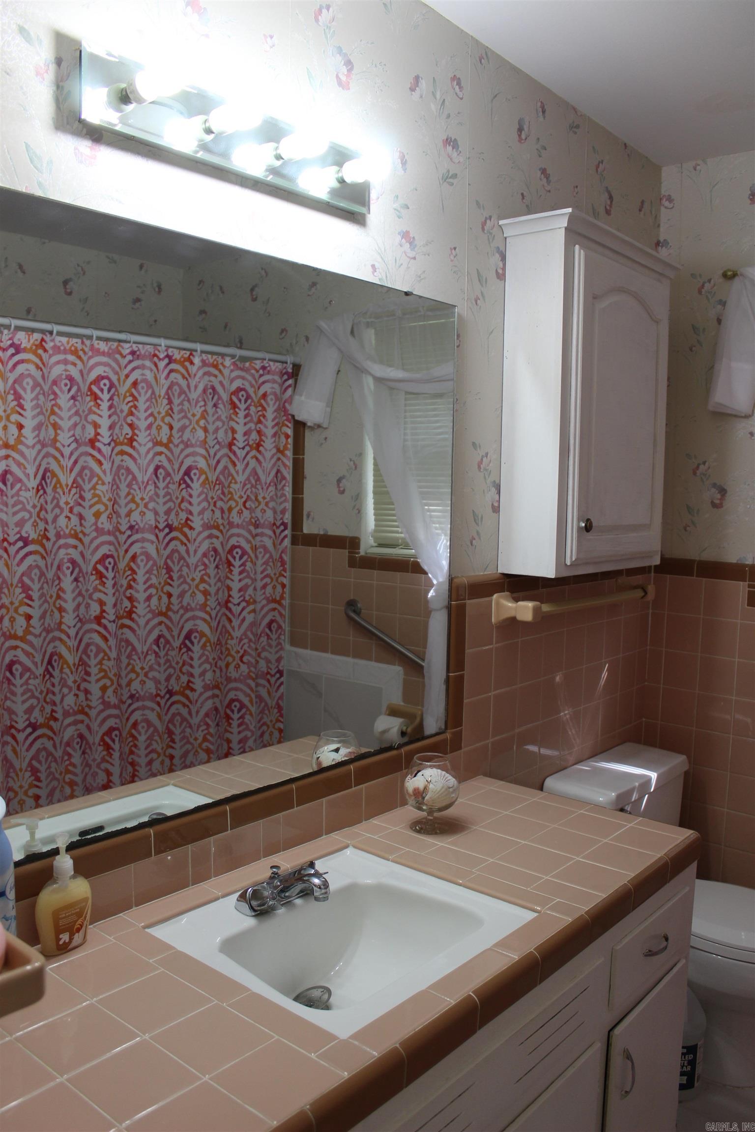 LAKEWOOD - Residential